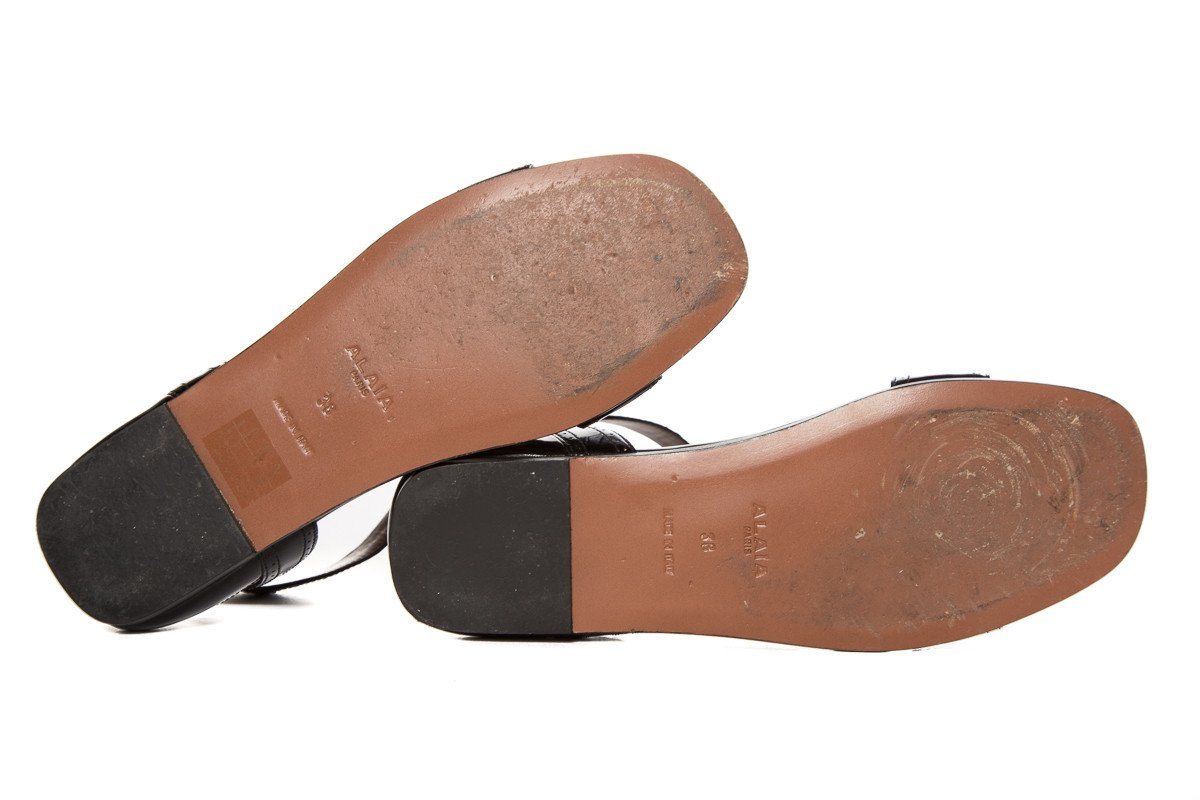 AlaÃƒÆ’Ã‚Â¯a Black Patent Leather T-Strap Sandal SZ 38