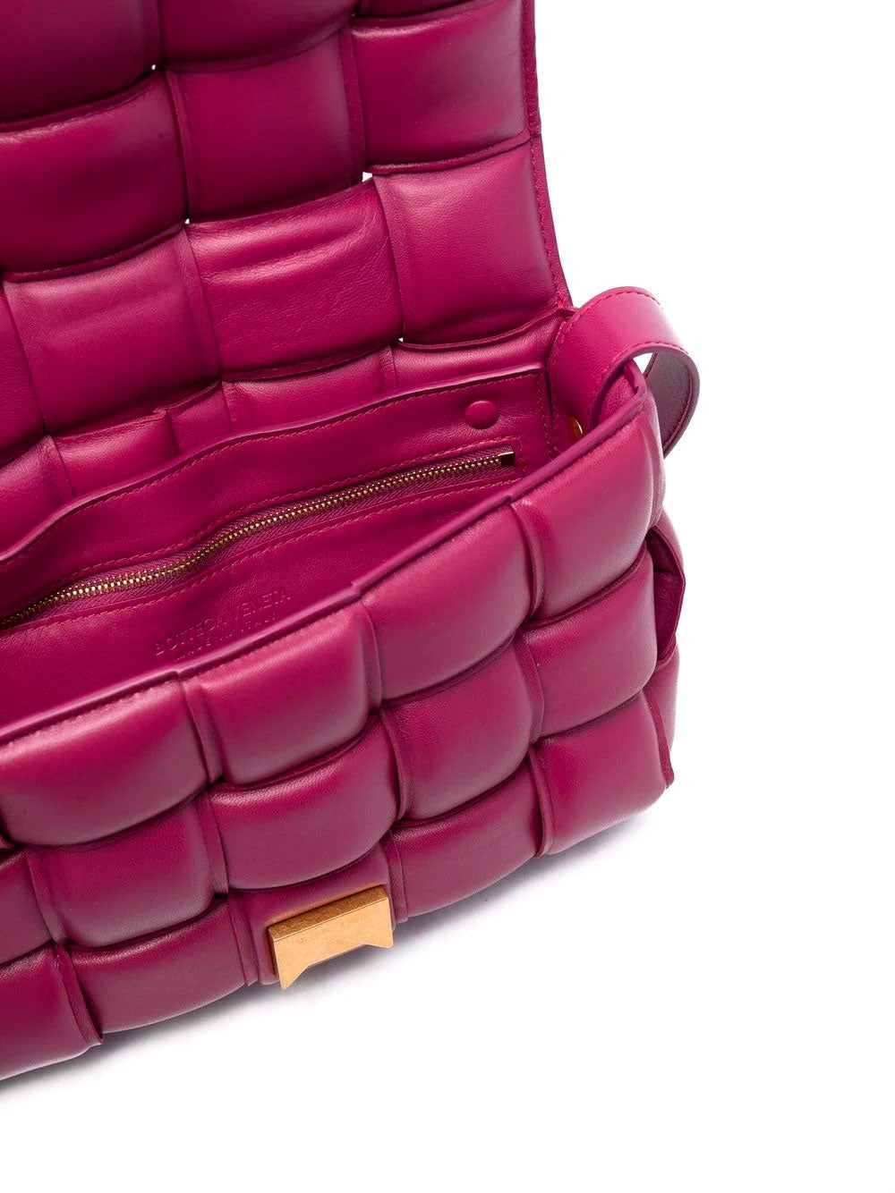 Padded Cassette bag in cinnabar nappa