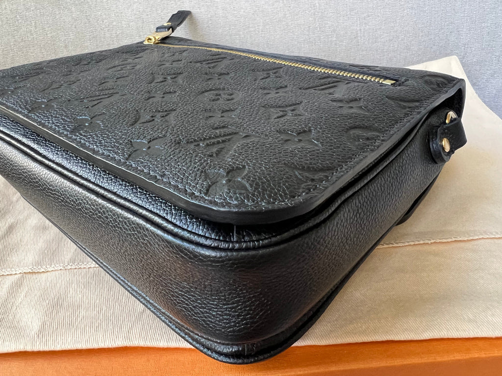 Louis Vuitton Pochette Metis Black Empreinte (RRP £2,110)