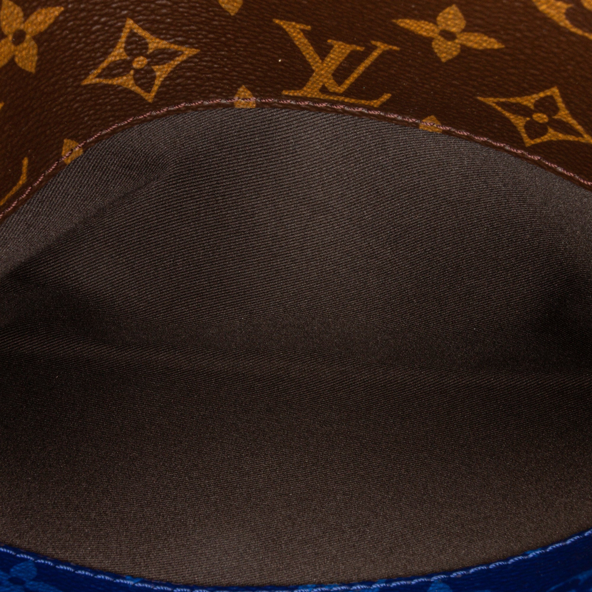 Louis Vuitton Outdoor Pouch Monogram Pacific Canvas