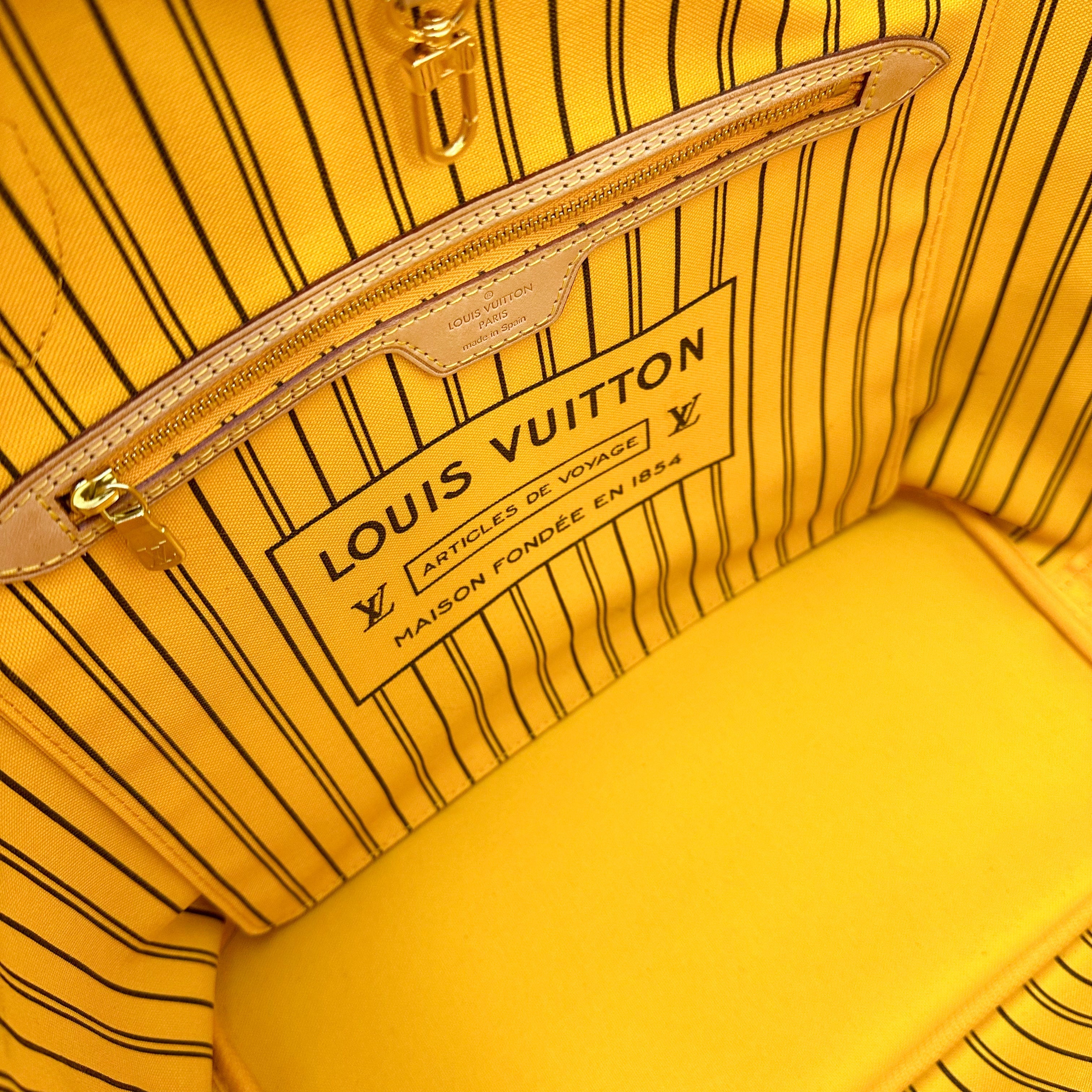 LV Neverfull MM in Monogram Canvas, Yellow Interior and GHW (No attached pouch)