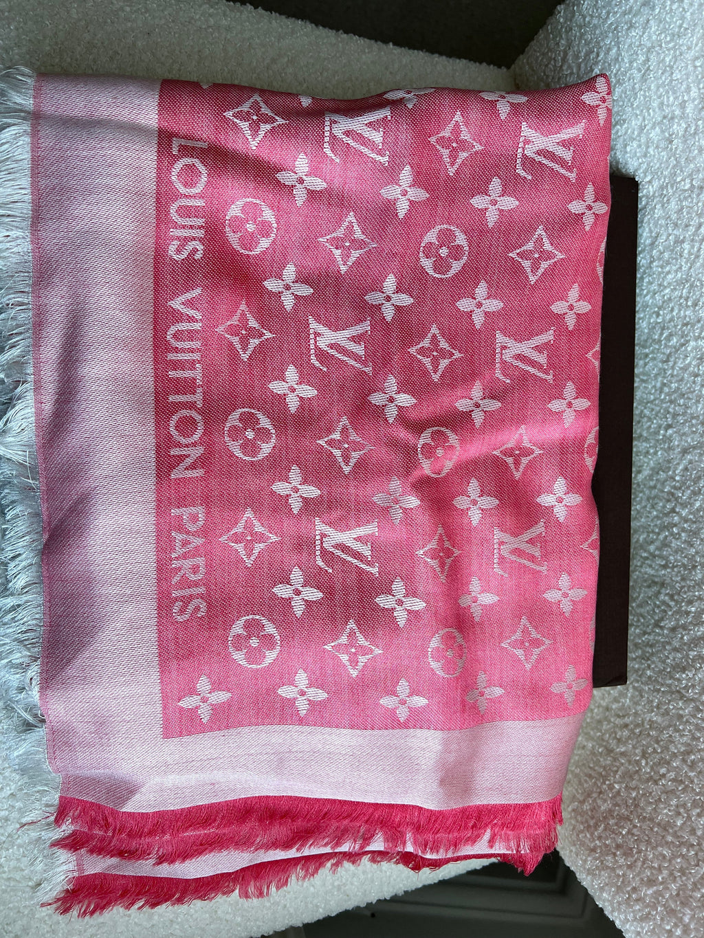 Louis Vuitton Pink Monogram Shawl (RRP £450)