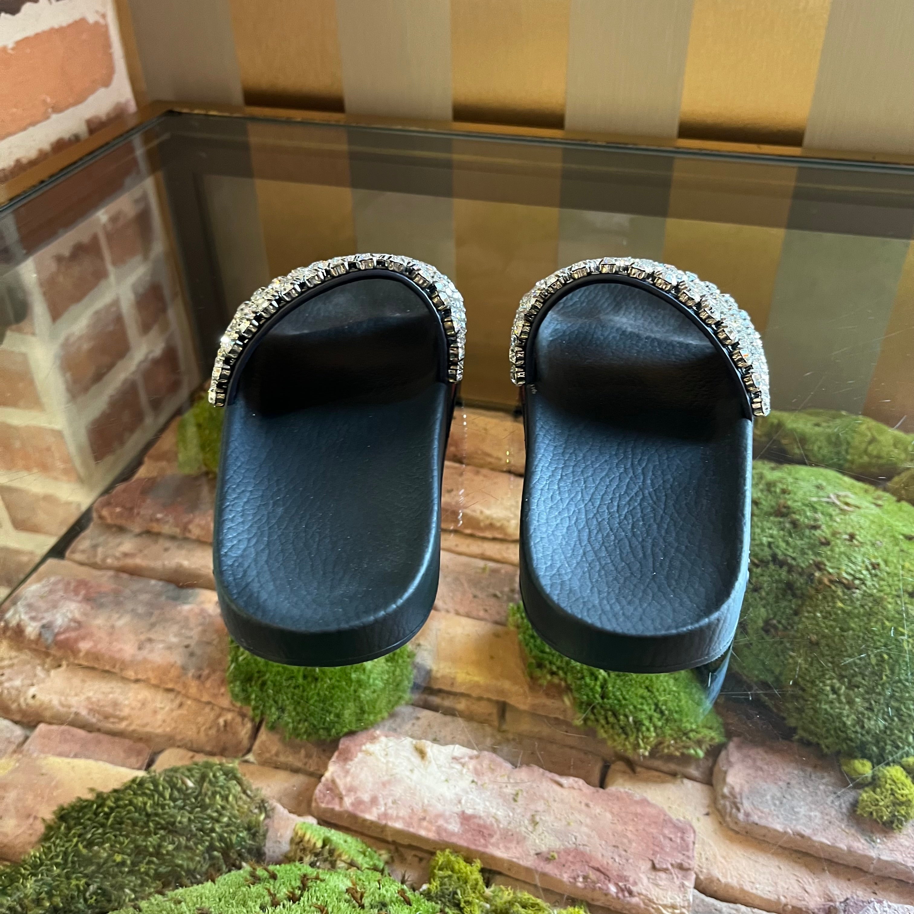 GUCCI Sylvie Web Accent Leather Slides SZ 37