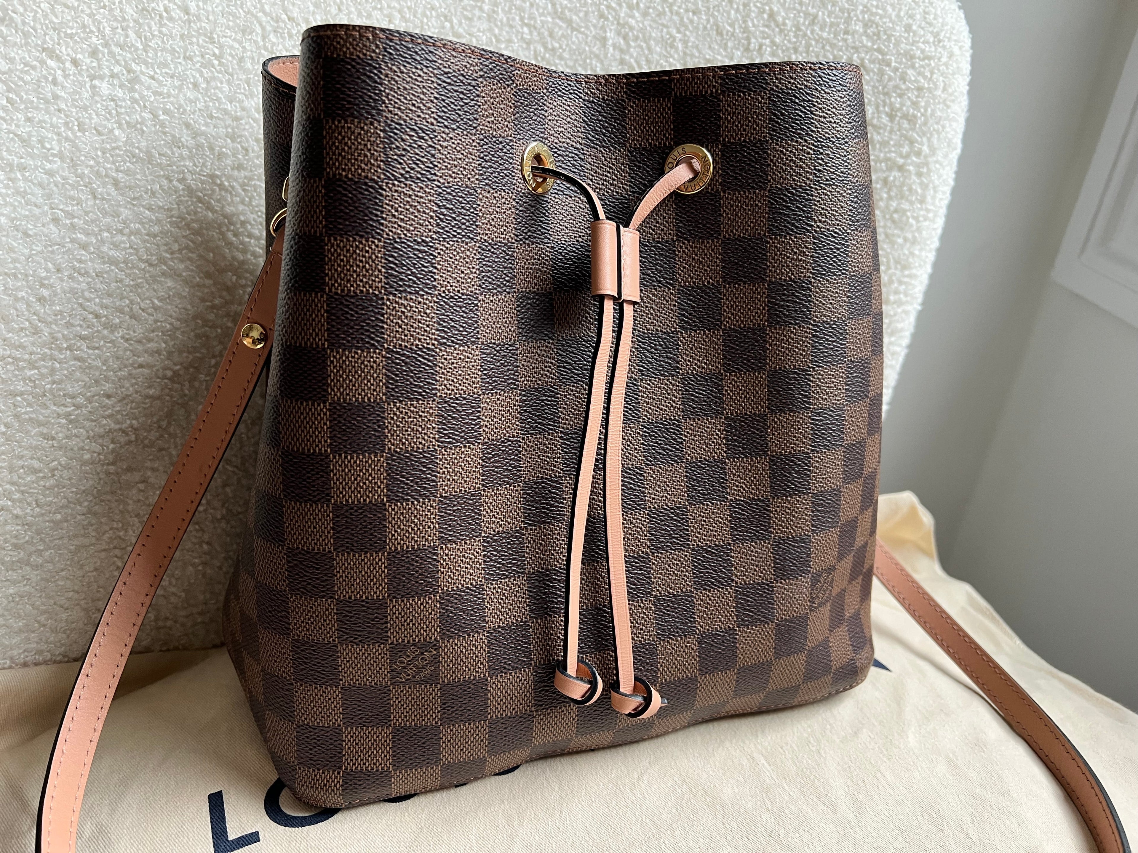 Louis Vuitton Neo Noe Monogram Rose Poudre (RRP £1,560)