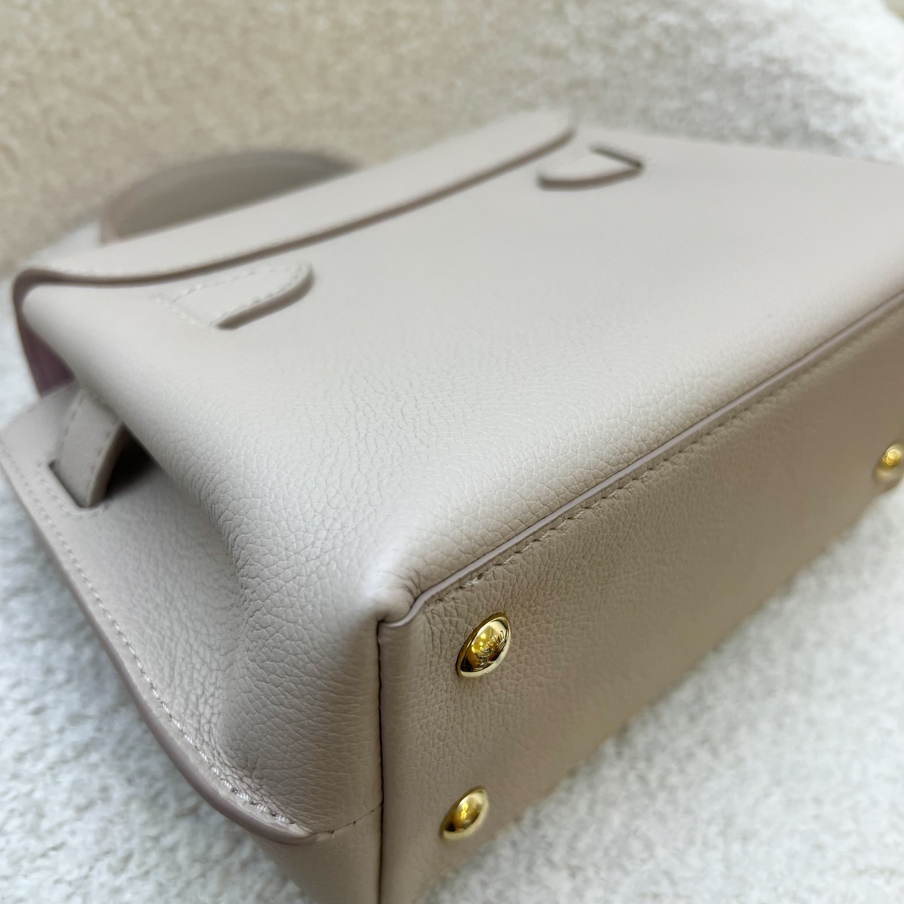 Lv Lockme Ever Mini in Greige Grained Calfkin and LGHW