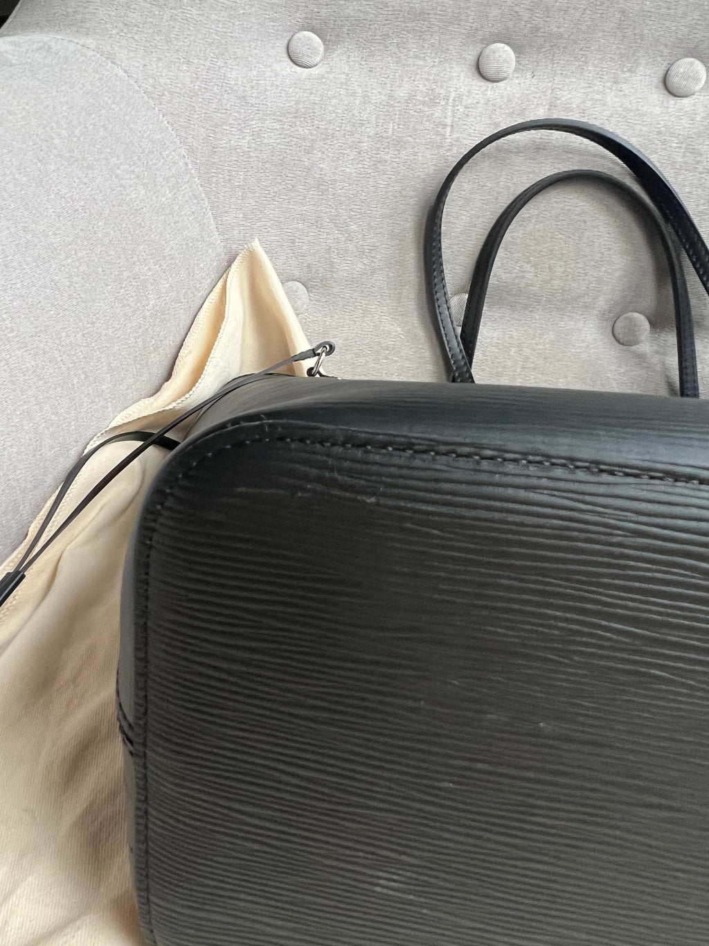 Louis Vuitton Neverfull MM Black Epi Leather (RRP £1,740)
