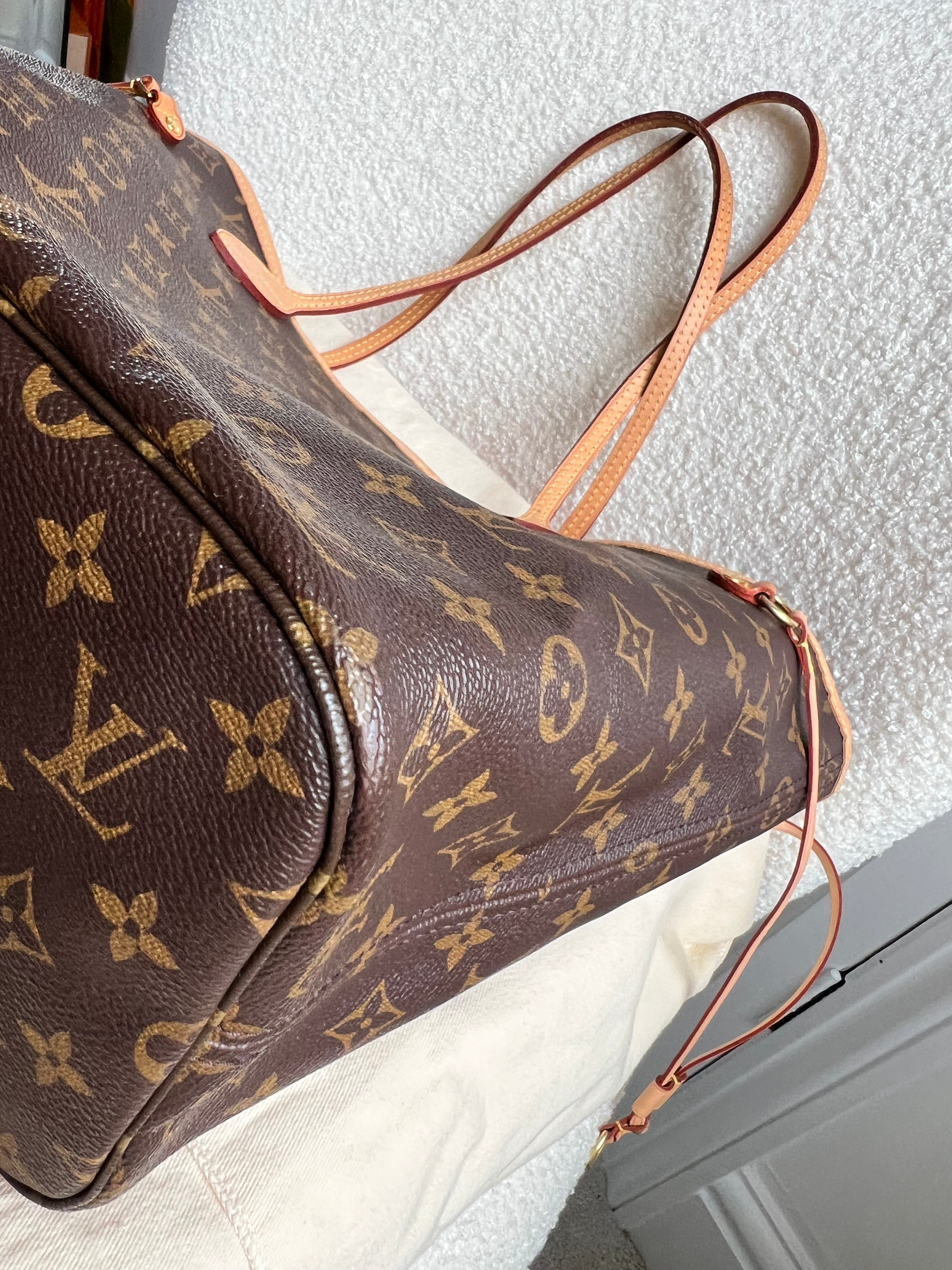 Louis Vuitton Neverfull MM Monogram Red (RRP £1,410)