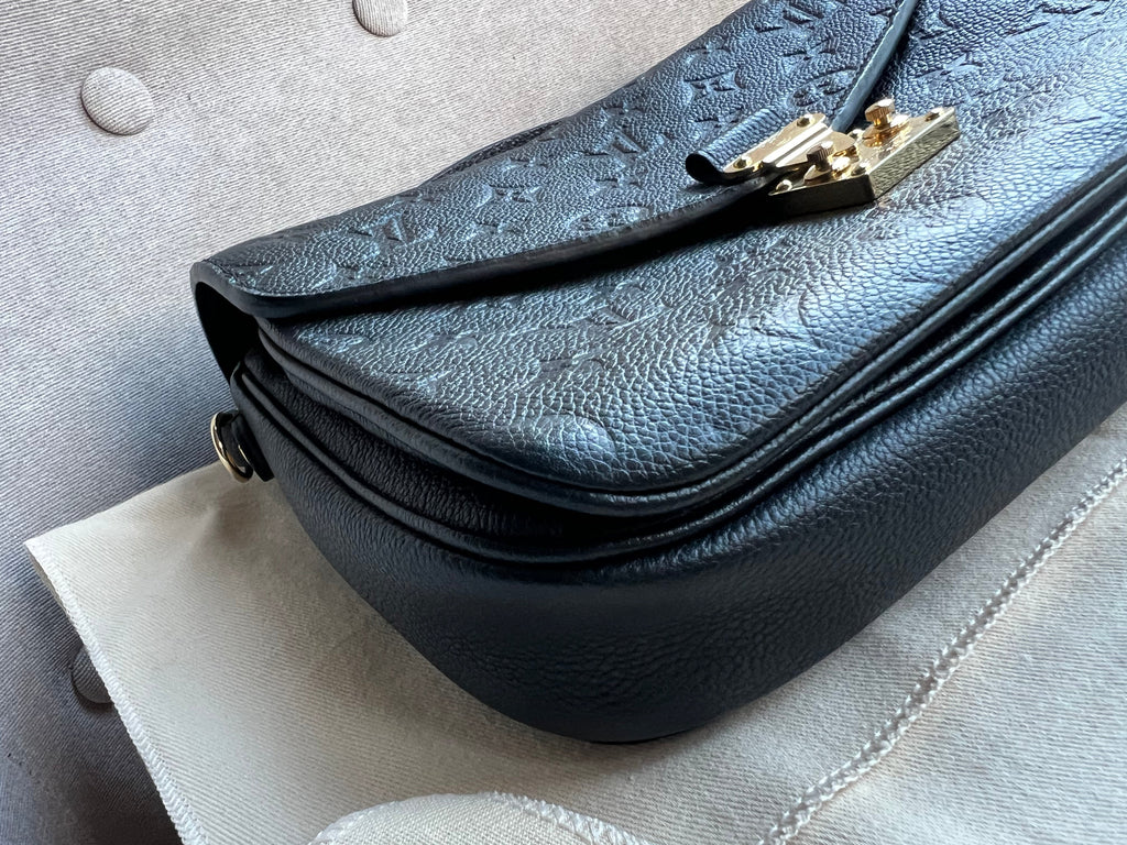 Louis Vuitton Pochette Metis Black Empreinte (RRP £2,110)