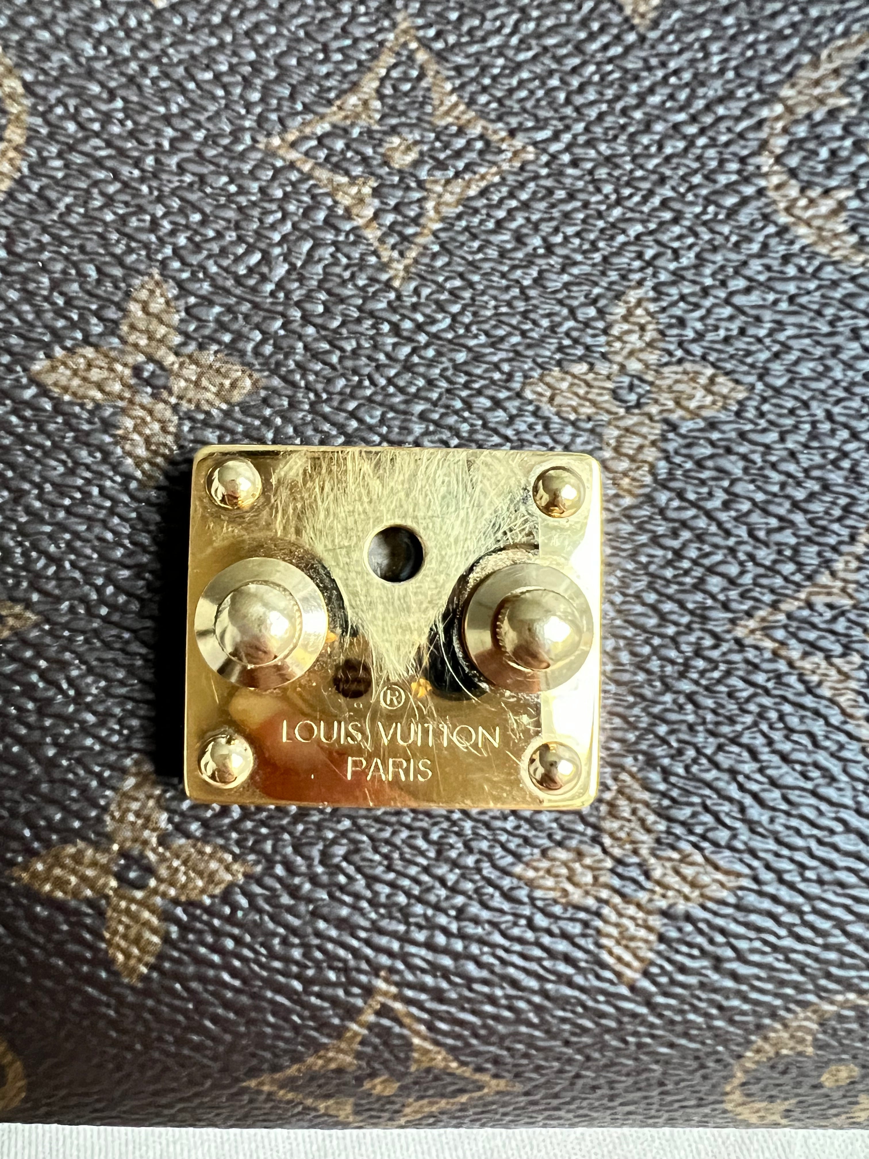 Louis Vuitton Pochette Metis Reverse Monogram (RRP £2,000)