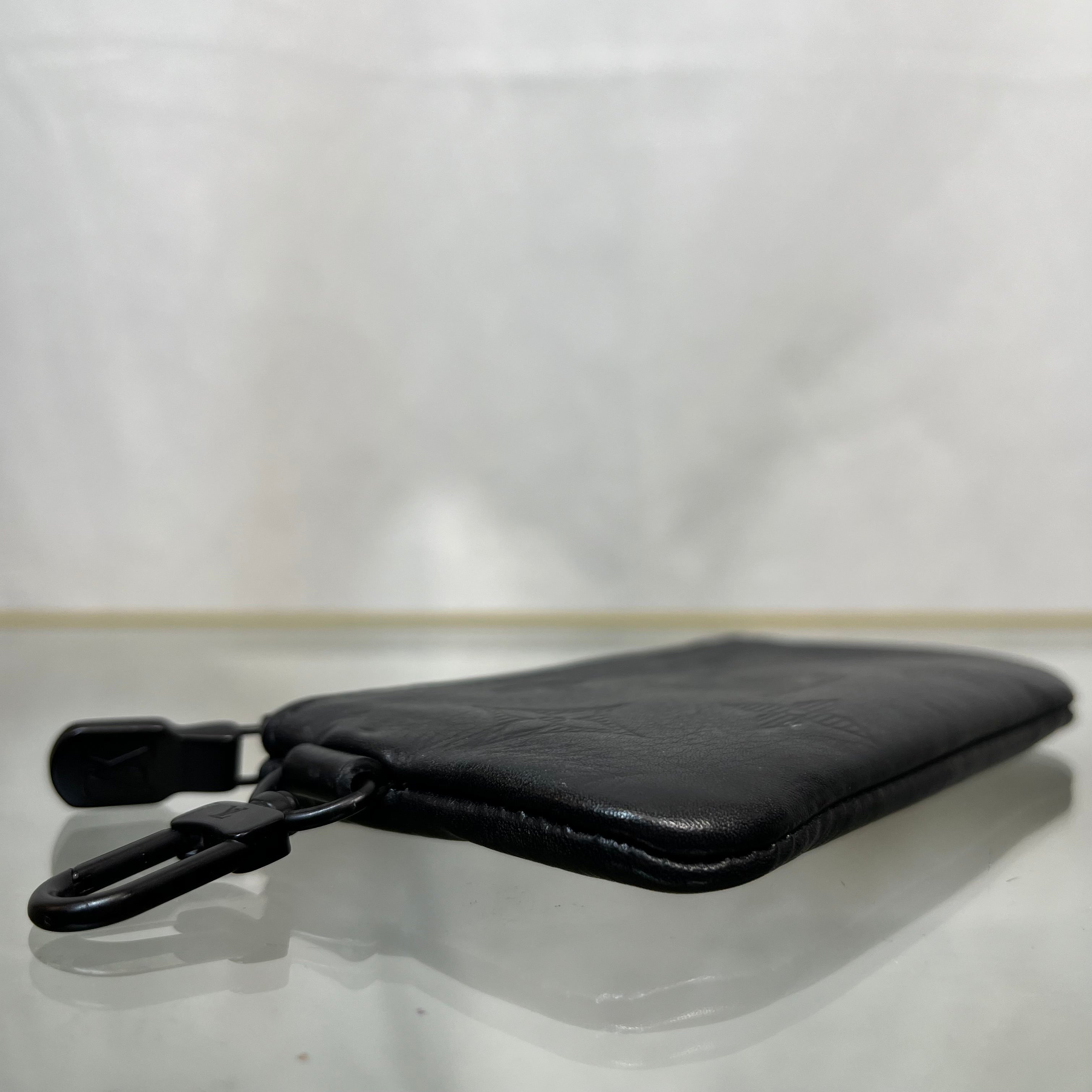 LOUIS VUITTON Duo Messenger Empreinte Key Pouch