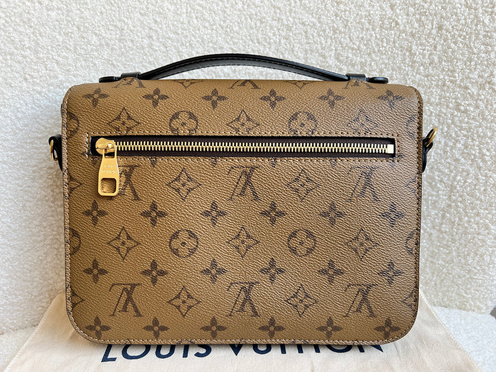 Louis Vuitton Pochette Metis Reverse Monogram (RRP £1,970)