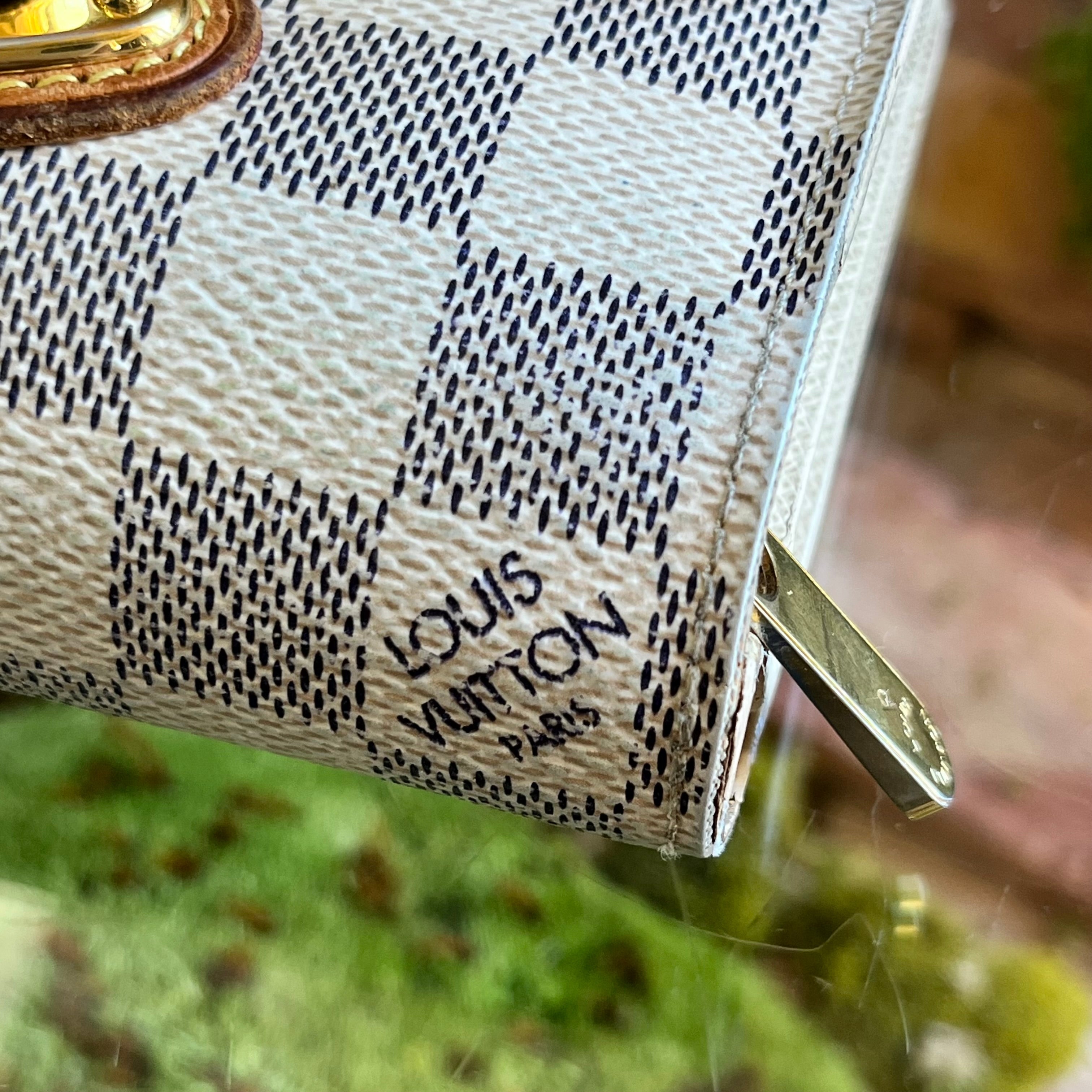 LOUIS VUITTON Joey Portofeuil Damier Azur Wallet
