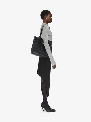 VOYOU LEATHER TOTE