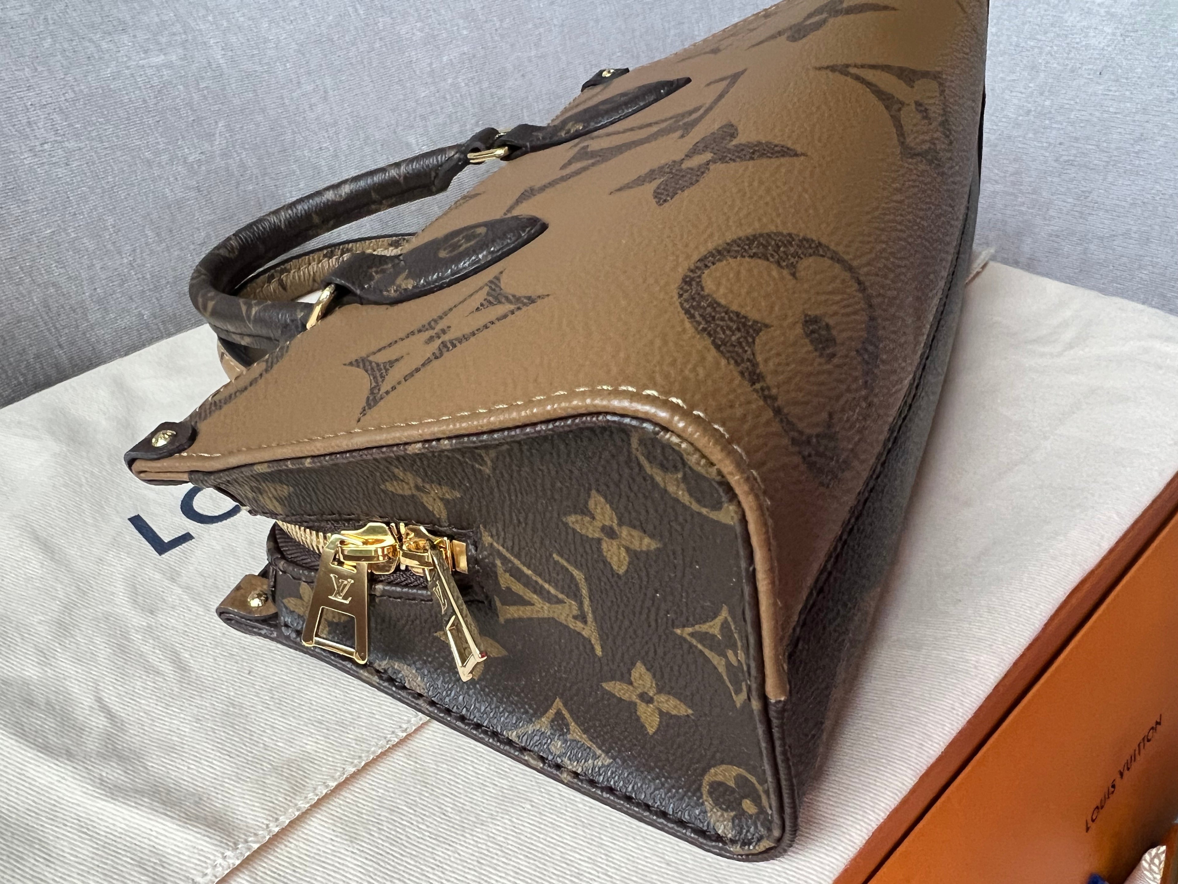 Louis Vuitton On the Go East West Tote Bag Monogram (RRP £2,150)