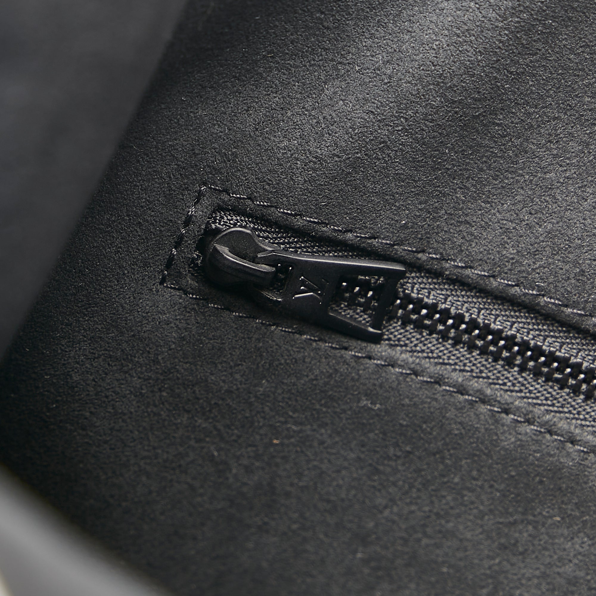 Louis Vuitton Lockme PM Black Calfskin