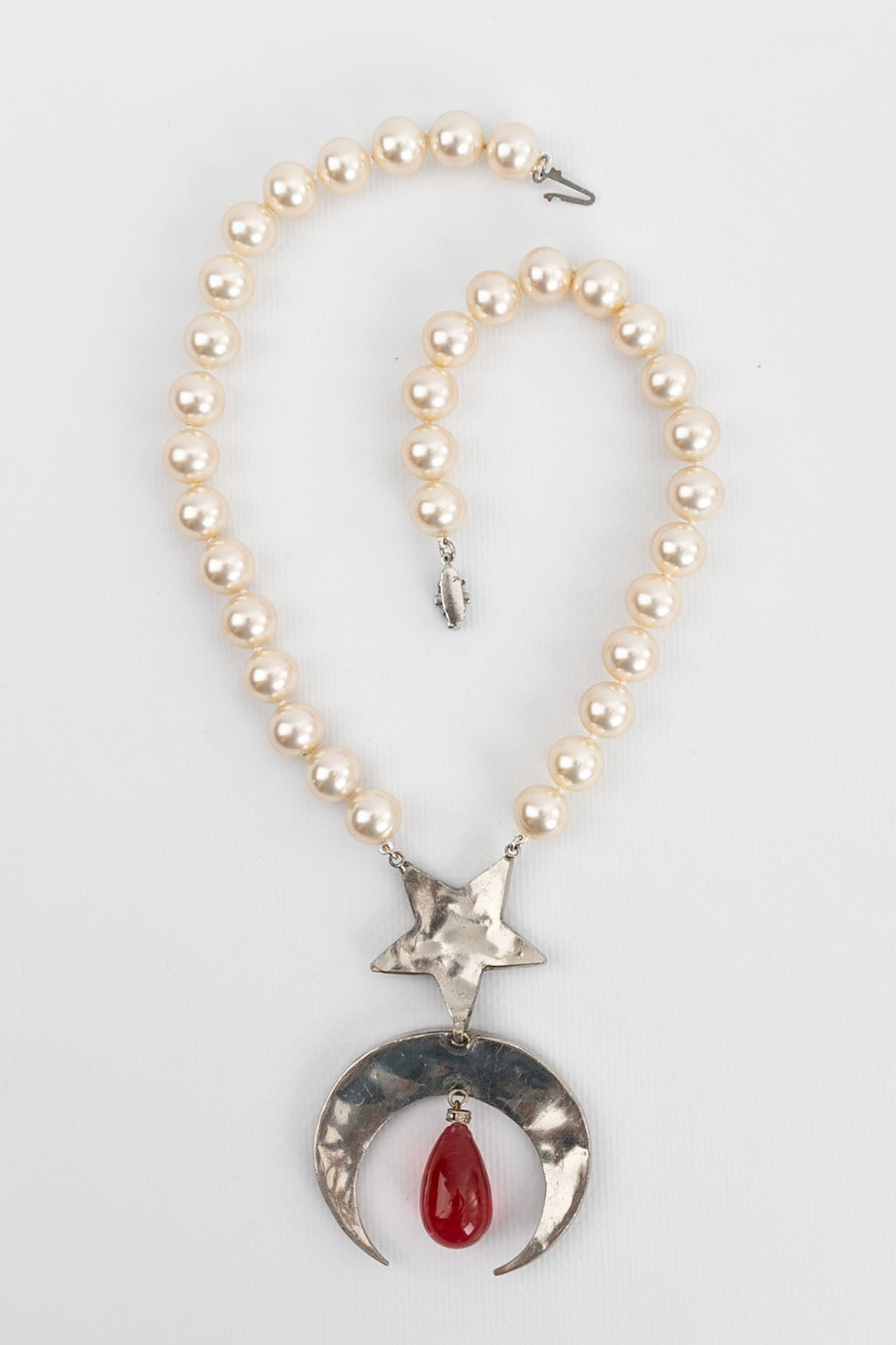 Collier de perles et pendentif ÃƒÆ’Ã‚Â©toile