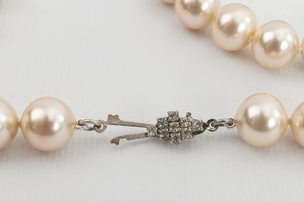 Collier de perles et pendentif ÃƒÆ’Ã‚Â©toile