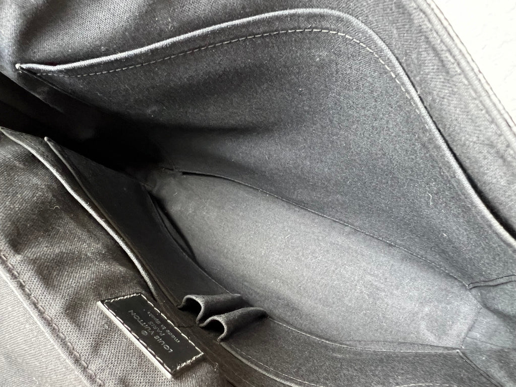Louis Vuitton PM District Messenger Bag Damier Graphite