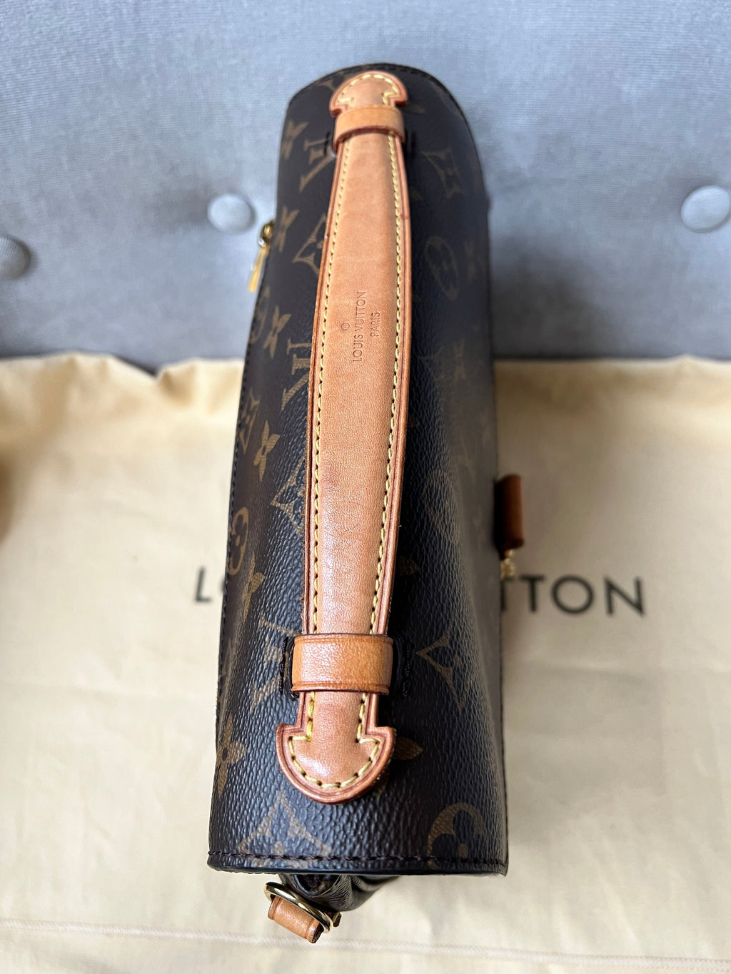 Louis Vuitton Pochette Metis Monogram (RRP £1,970)