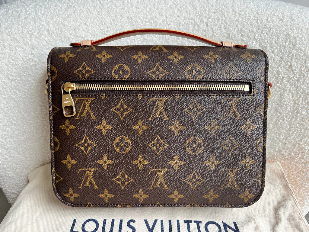 Louis Vuitton Pochette Metis Monogram (RRP £1,970)