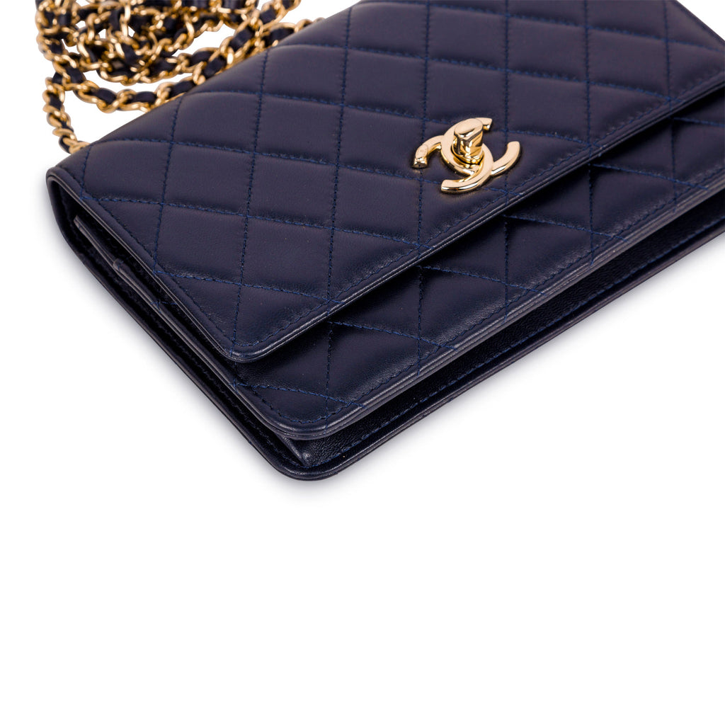 Chanel Trendy Wallet on Chain