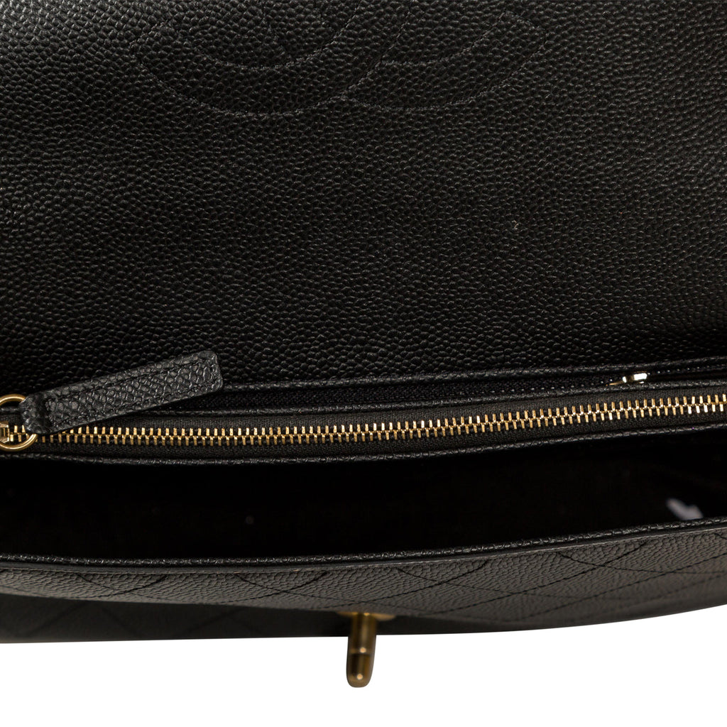 Chanel Chic Affinity Flap - Medium