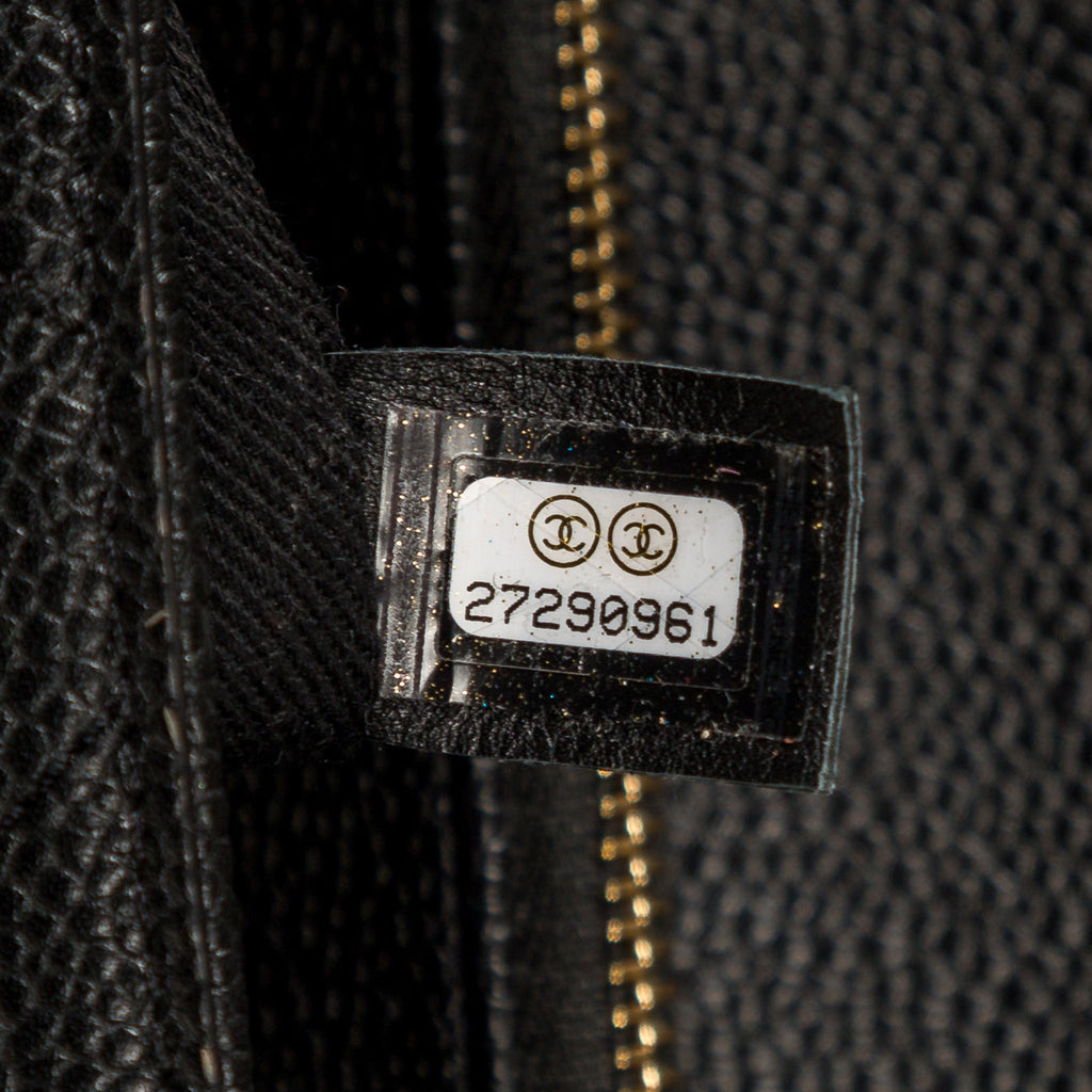 Chanel Chic Affinity Flap - Medium
