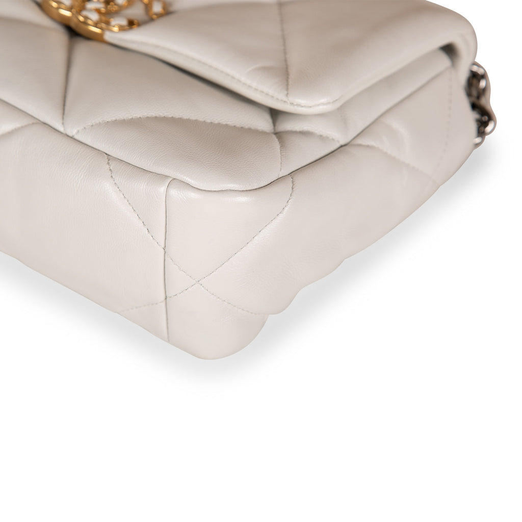 Chanel Chanel 19 Flap Bag - Small