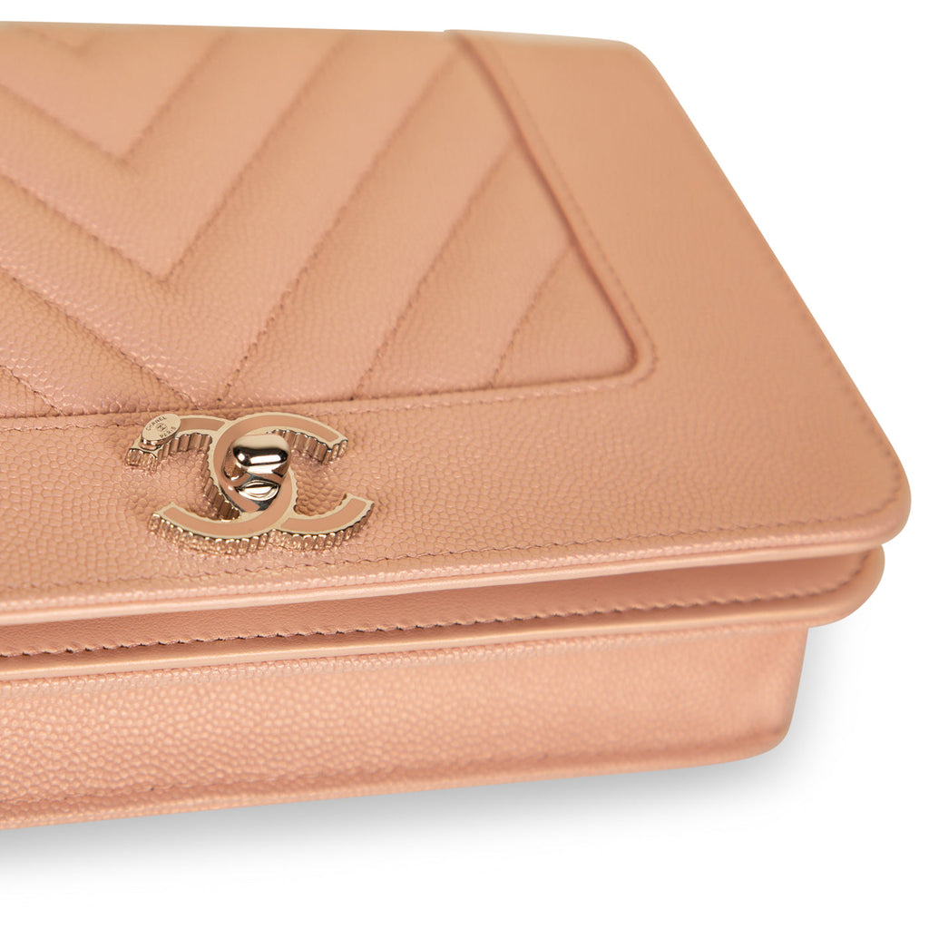 Chanel WOC - Iridescent Rose Pink