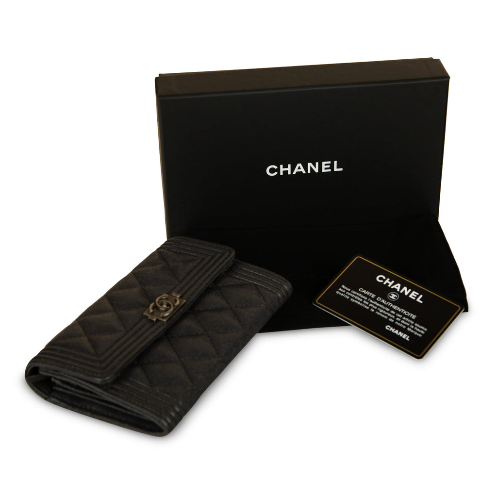 Chanel Chanel Boy Flap Wallet