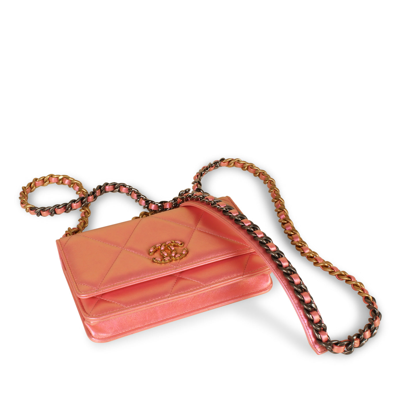 Chanel Chanel 19 WOC - Iridescent