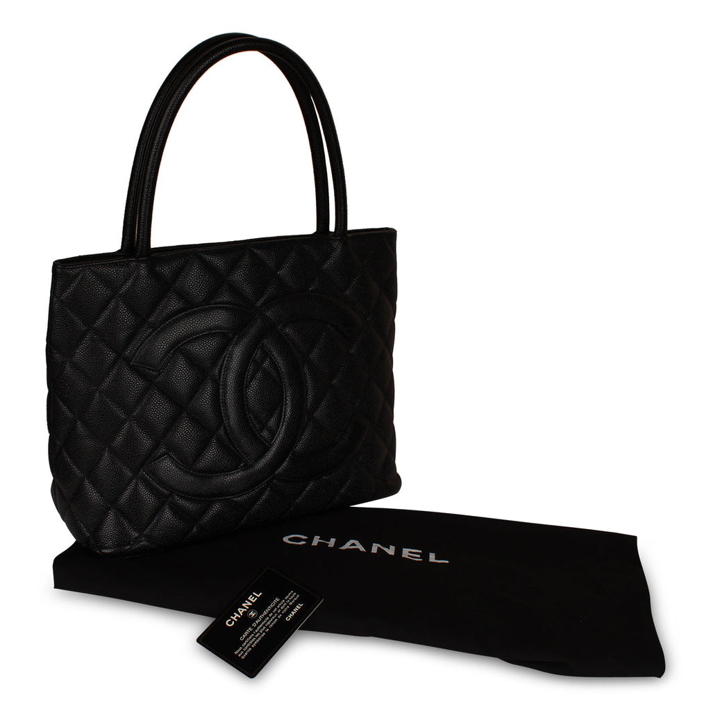 Vintage Medallion Tote - Black