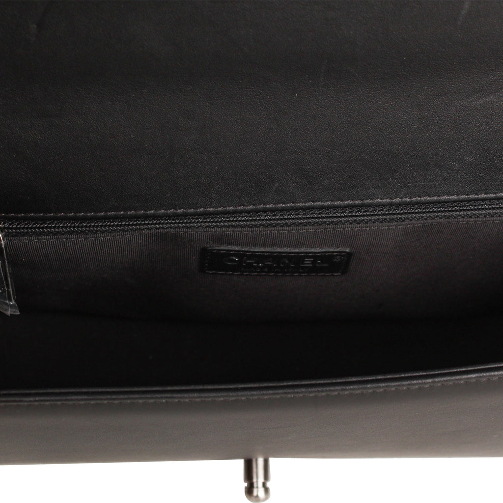 Chanel Boy Bag - New Medium