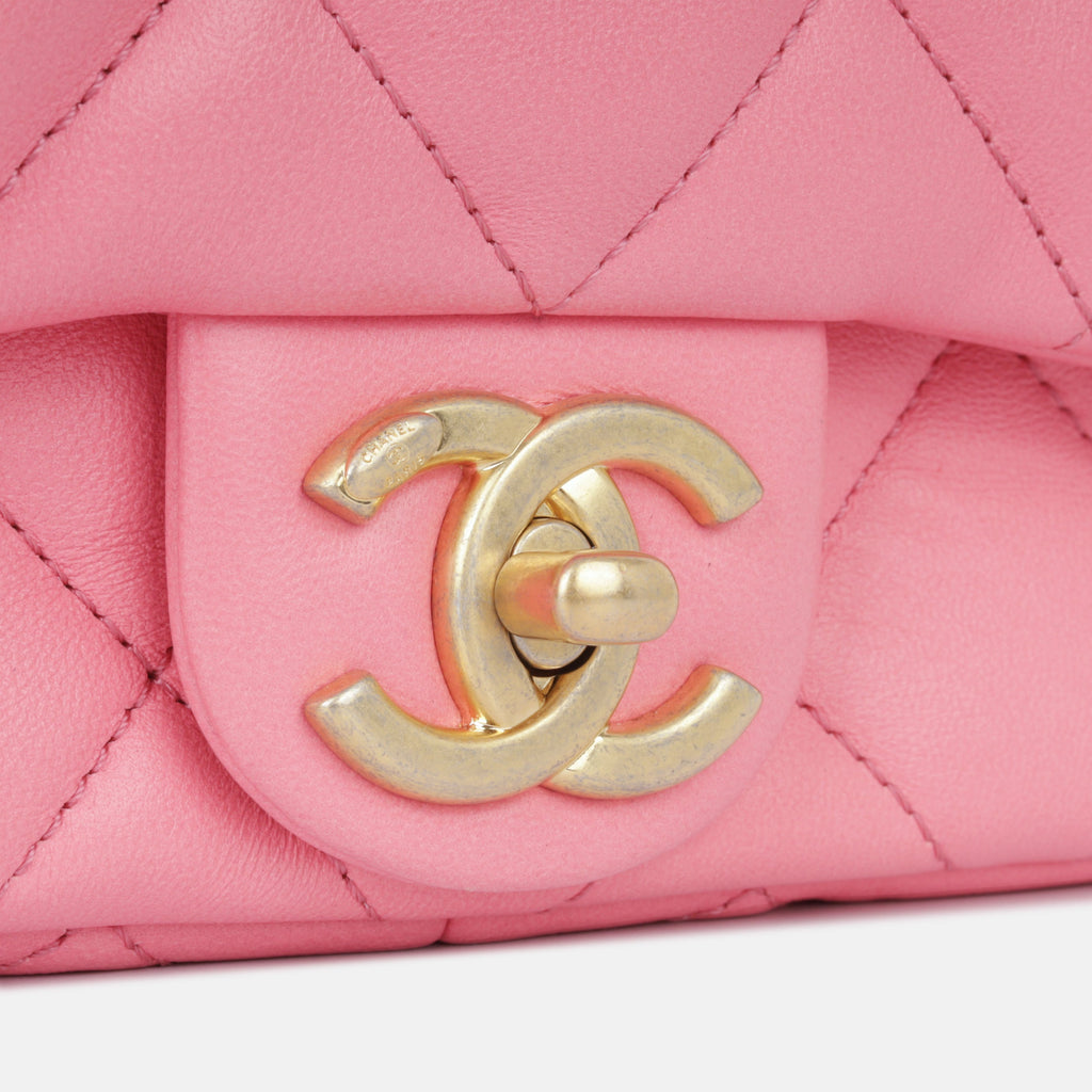Seasonal Chain Flap Bag