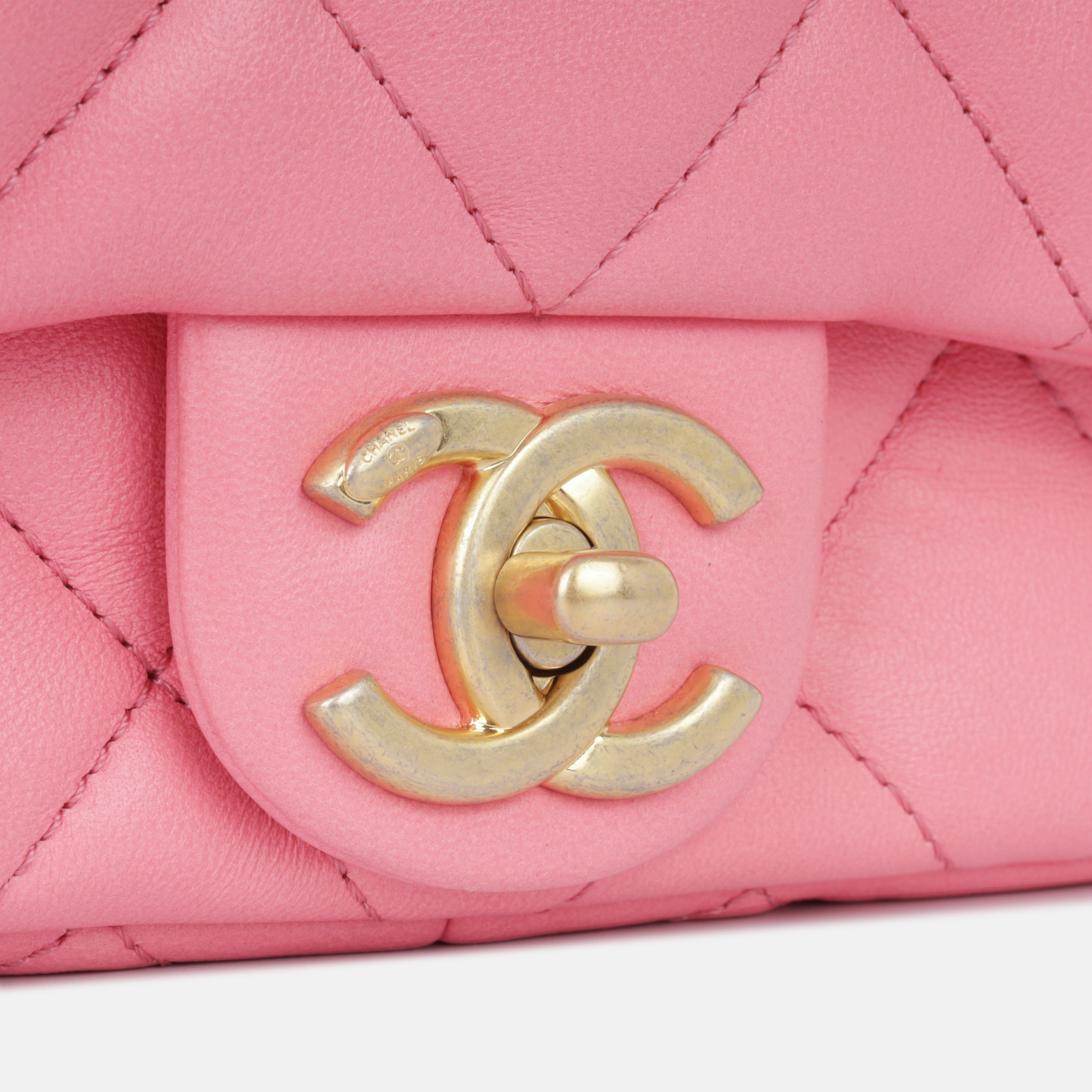 Seasonal Chain Flap Bag