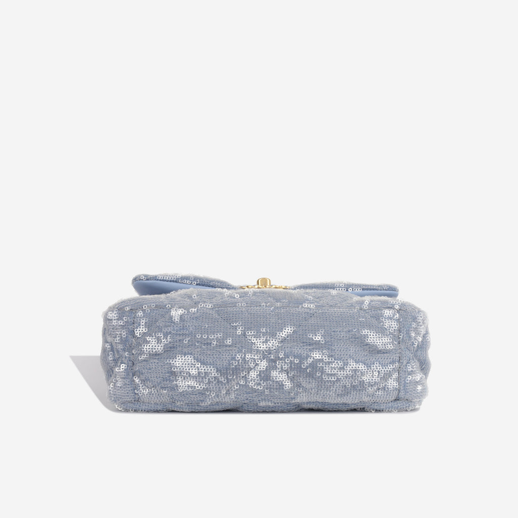Chanel 19 - Small