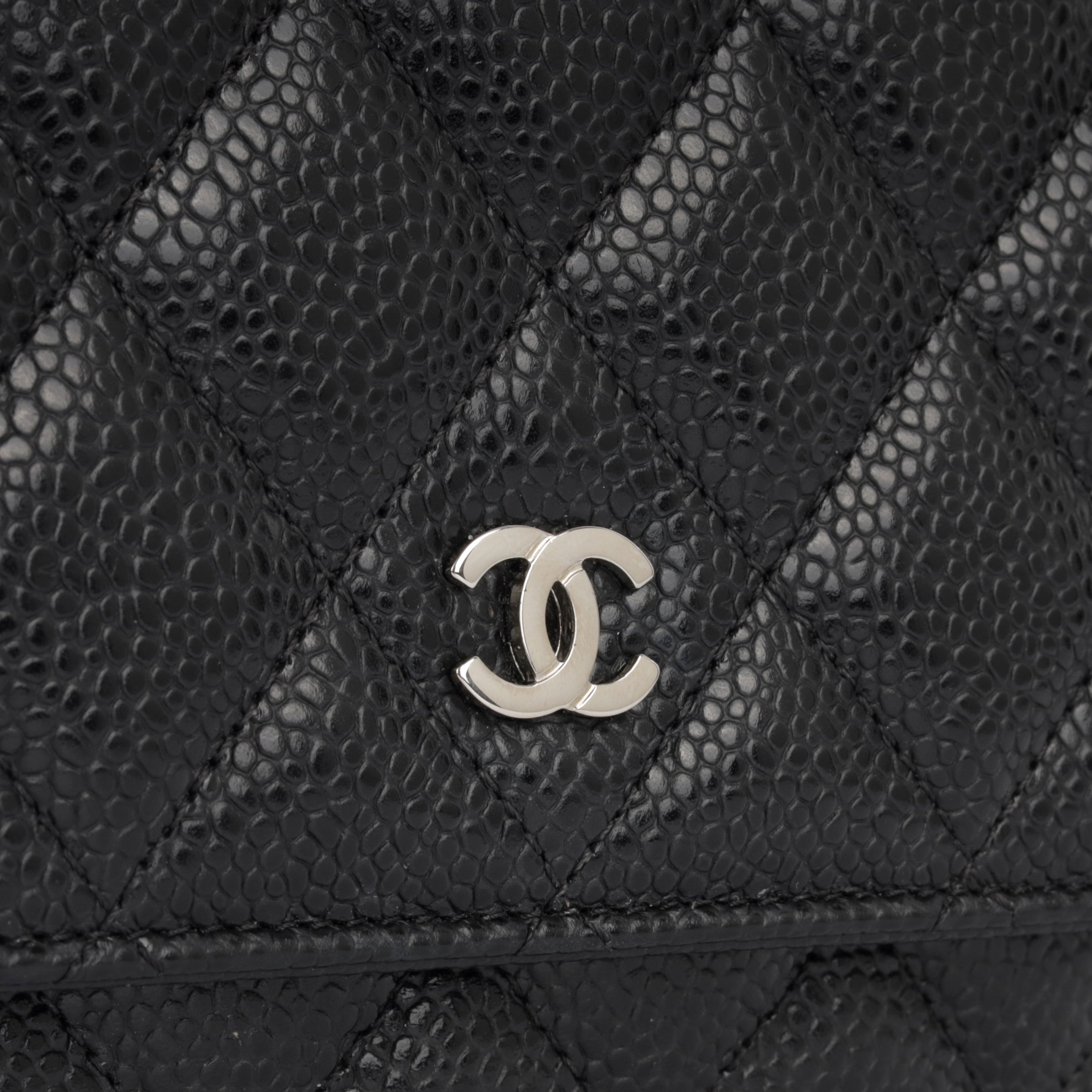 Chanel Classic Wallet On Chain