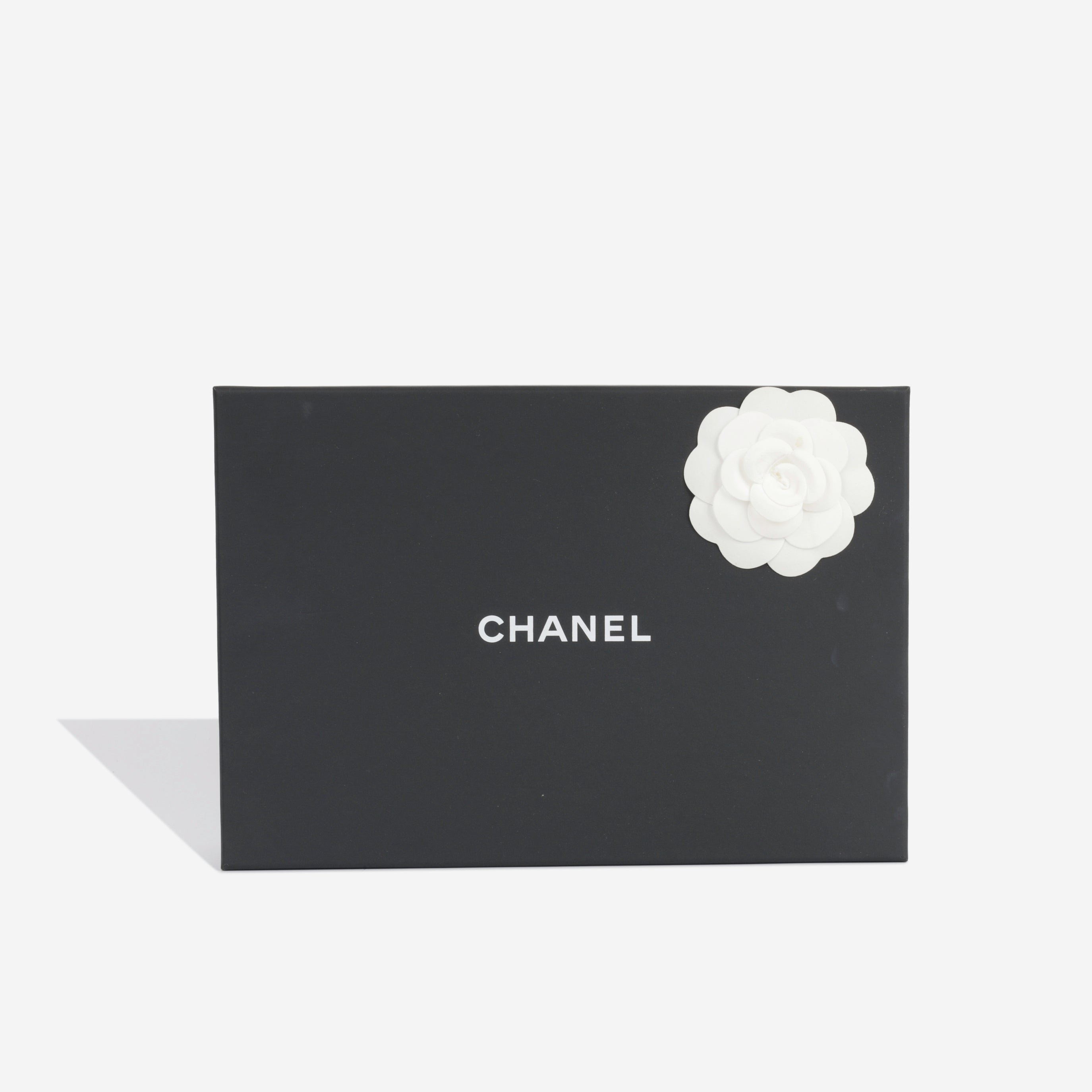 Chanel Classic Wallet On Chain