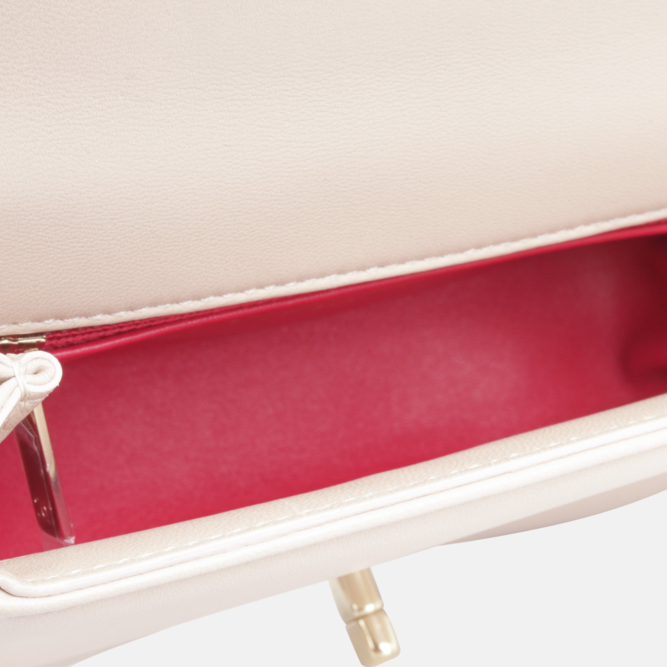 Chic Carry Flap