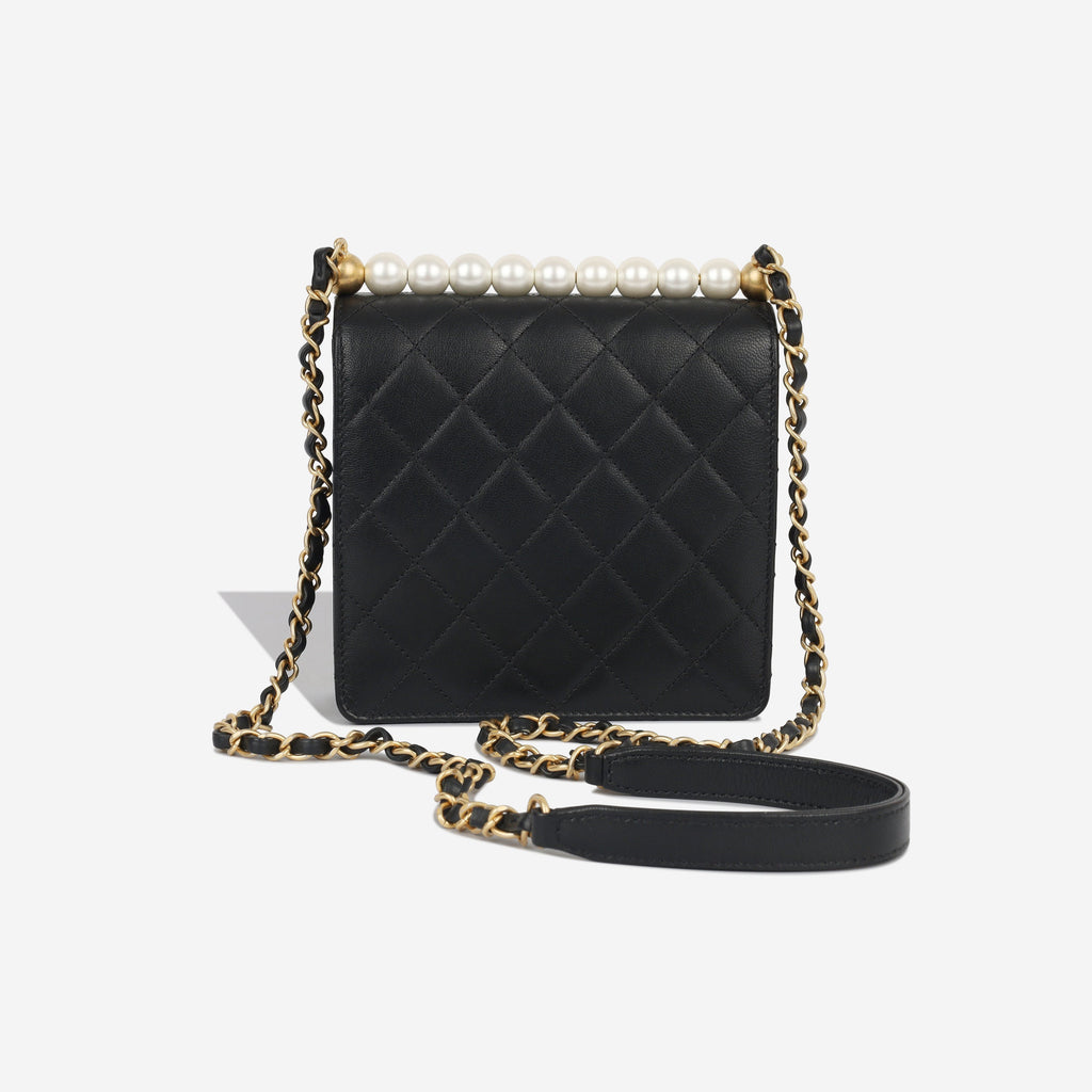 Vertical Pearl Flap Bag