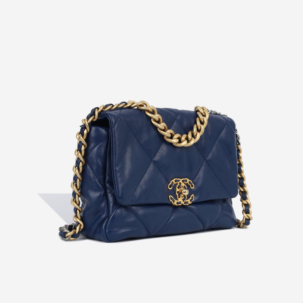 Chanel 19 - Small