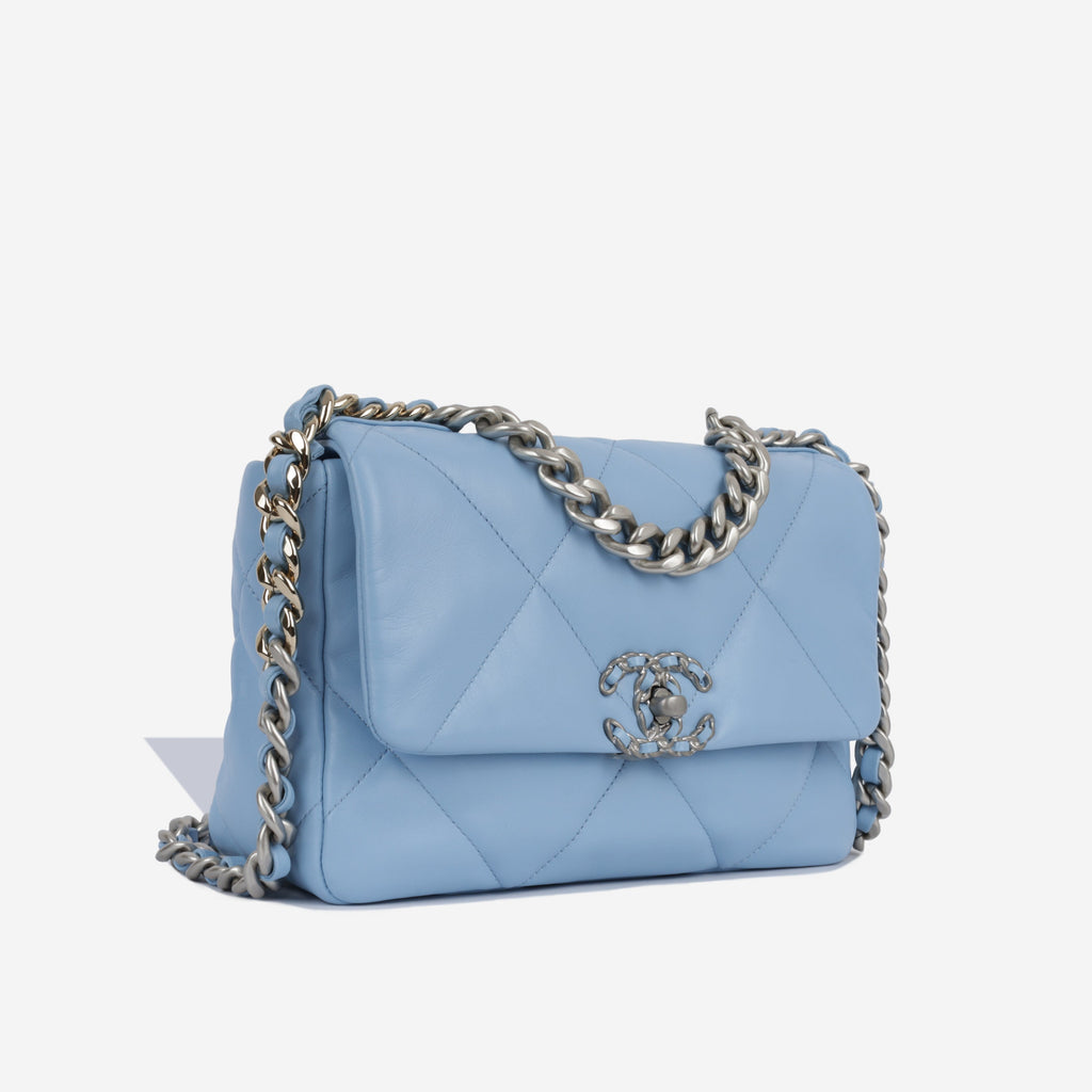 Chanel 19 - Small
