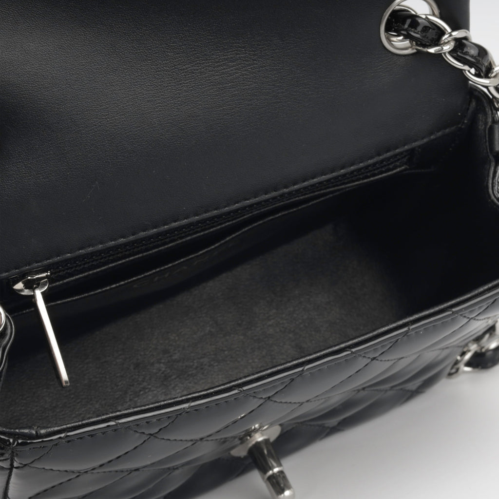 Classic Mini Flap - Square
