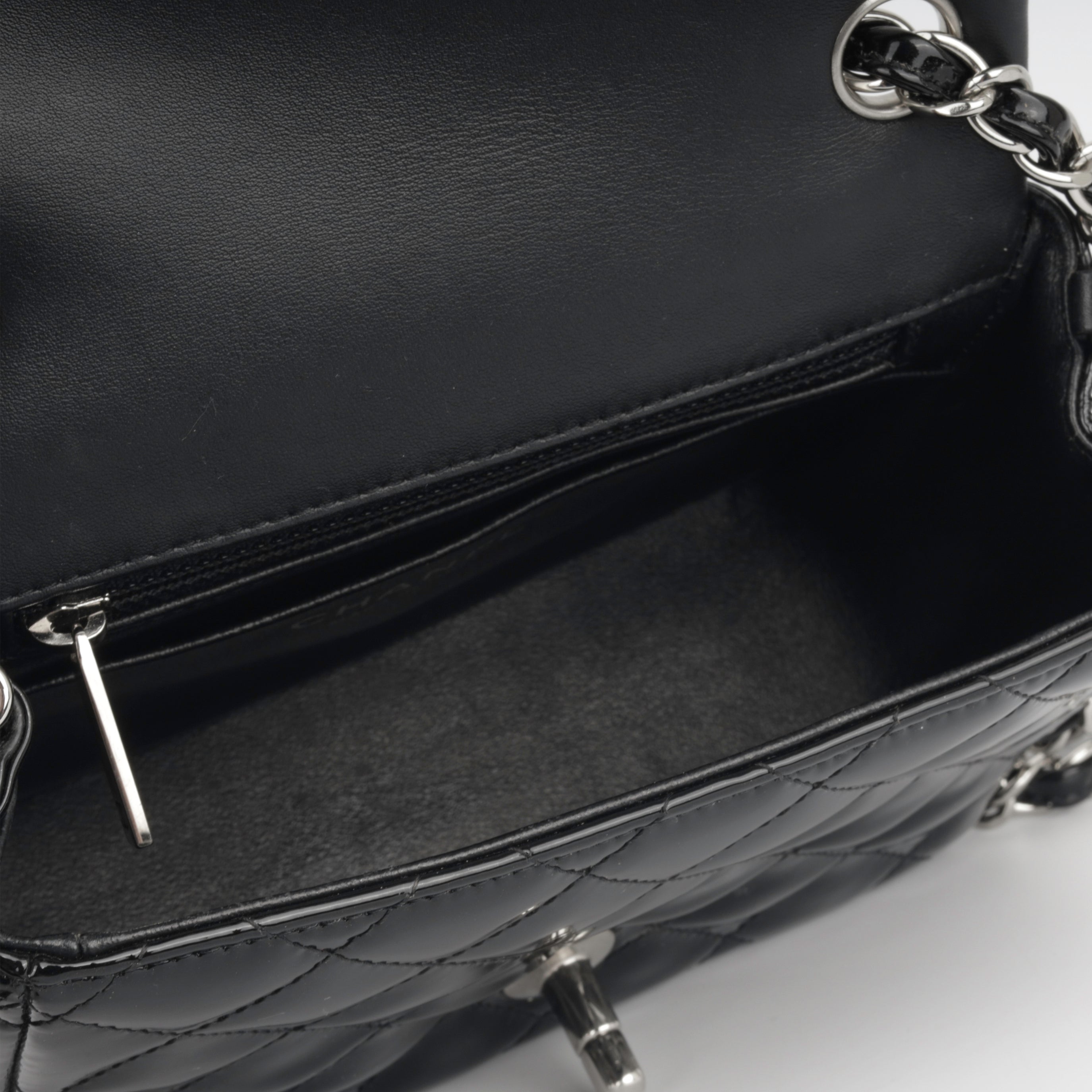 Classic Mini Flap - Square
