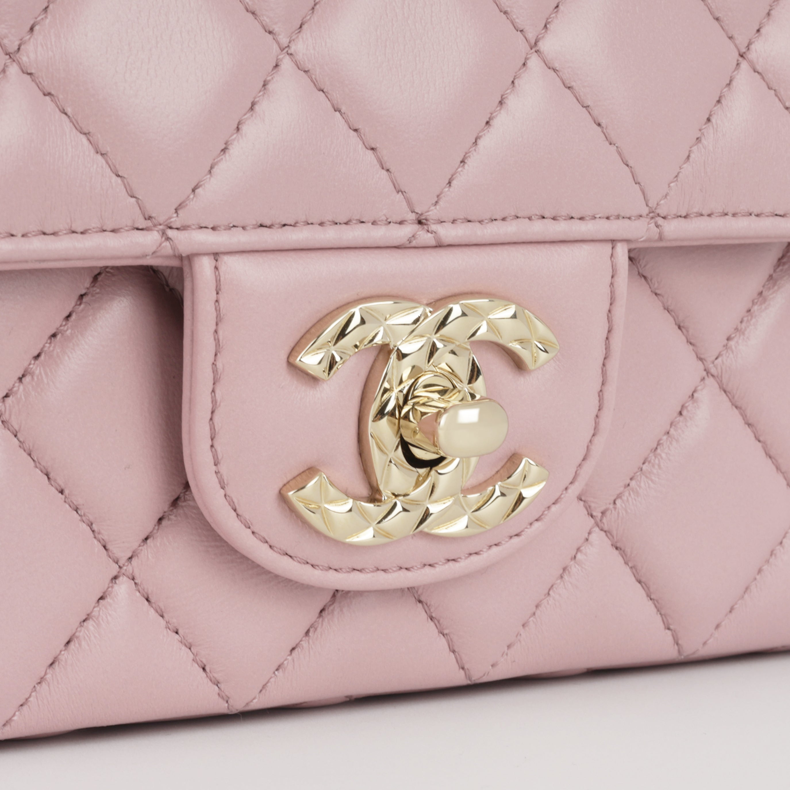 Chanel Mini Top Handle MÃ©tiers dâ€™art 23/24