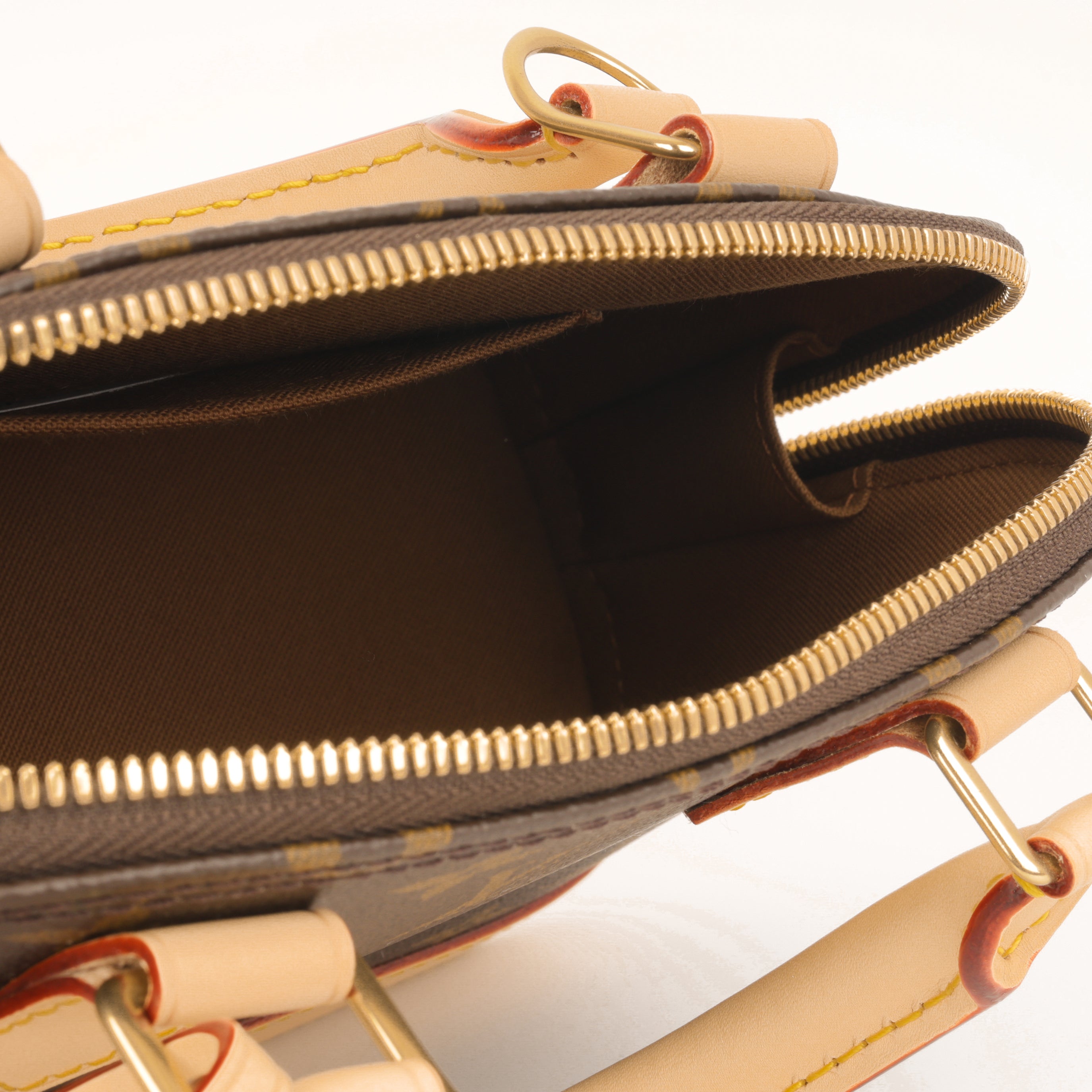 Louis Vuitton Alma BB - Monogram