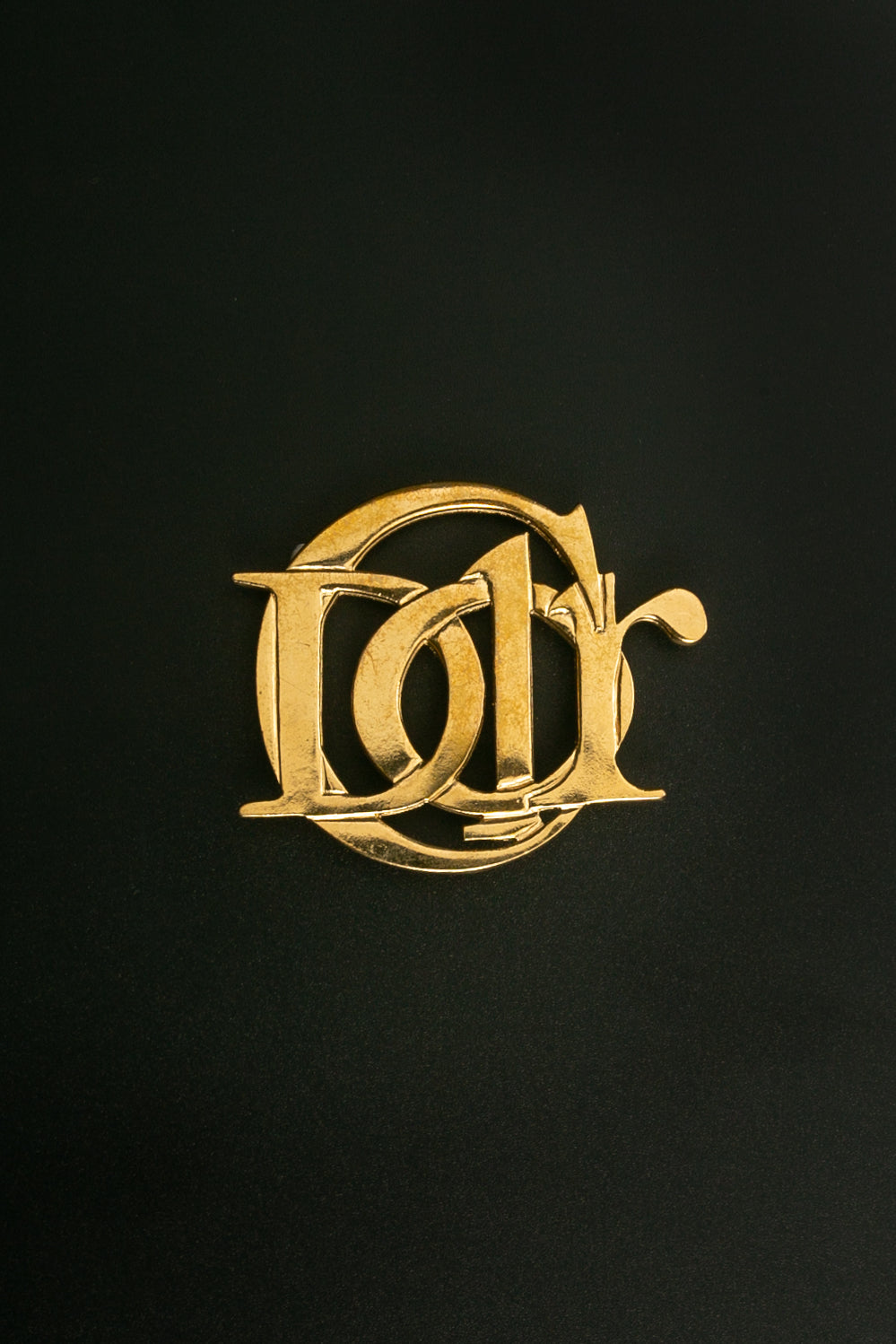 Broche en mÃƒÆ’Ã‚Â©tal dorÃƒÆ’Ã‚Â© Christian Dior