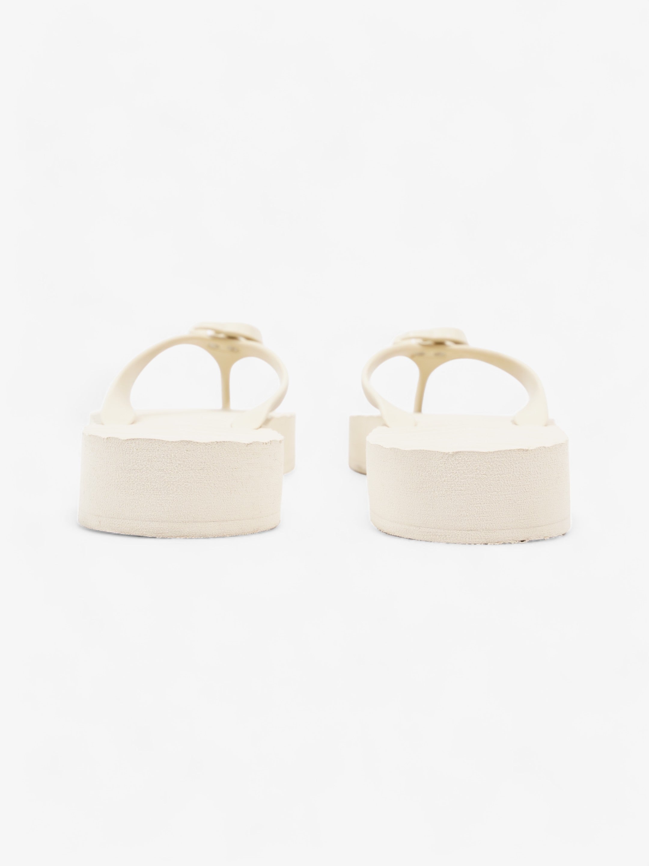 Gucci Marmont Thong Sandal Cream Rubber EU 42 UK 9
