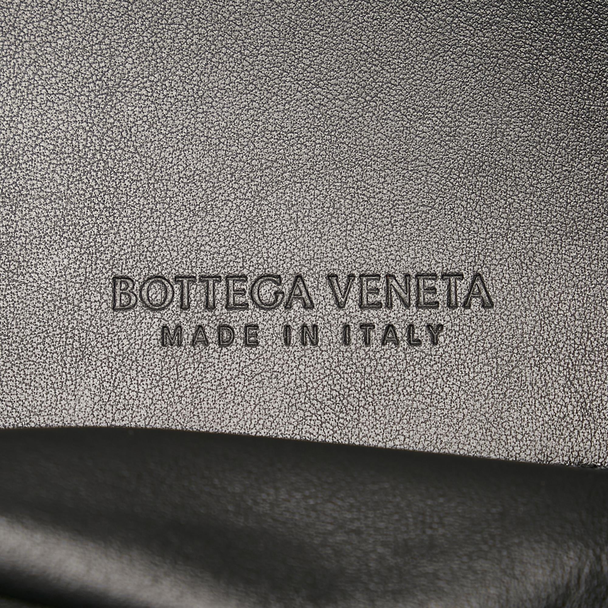 Bottega Veneta Beak Handbag (SHG-LP2tTa)