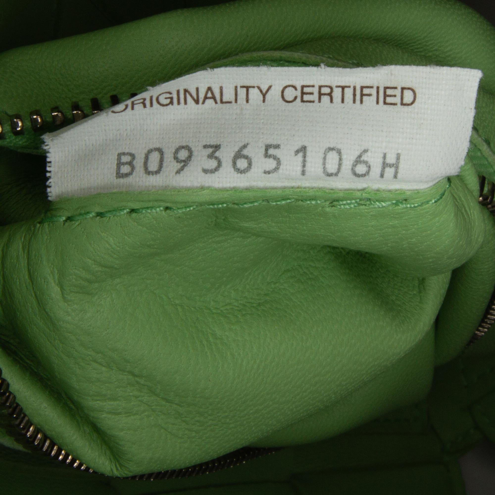 Bottega Veneta Calfskin Intrecciato Cassette Crossbody (SHG-CBPvTr)